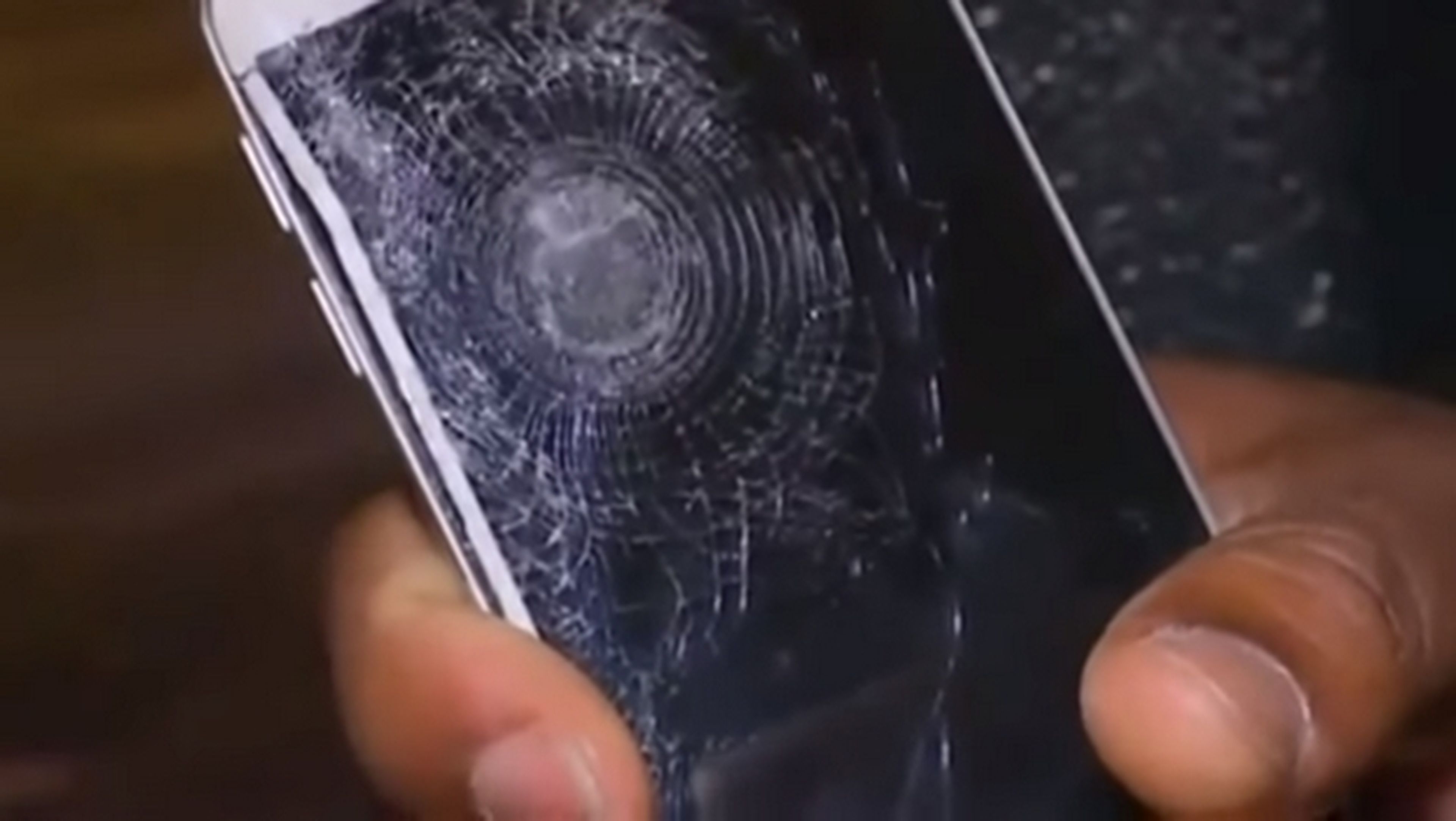 Samsung Galaxy S6 Edge detiene disparo en el ataque a París