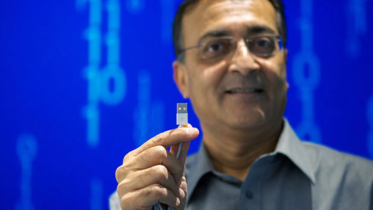 El inventor del USB explica por qué no es reversible