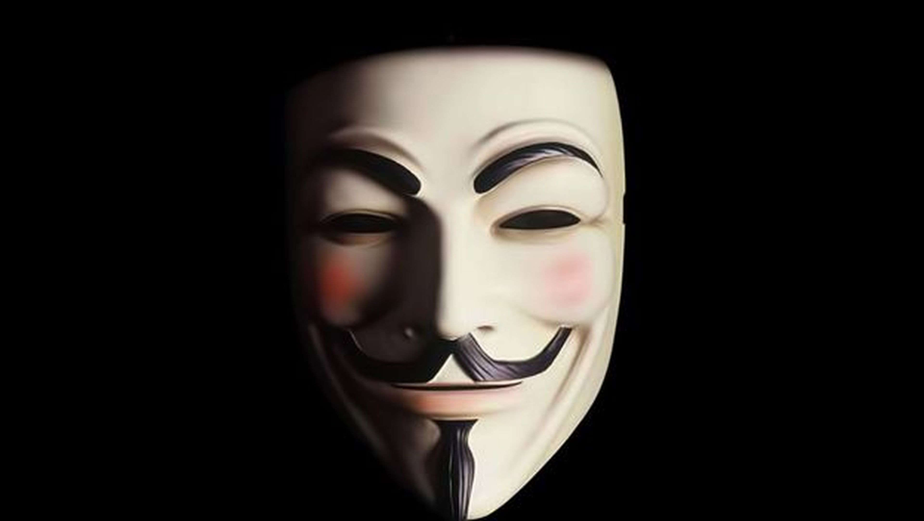 Anonymous, criticado por cometer errores en la #OpParis
