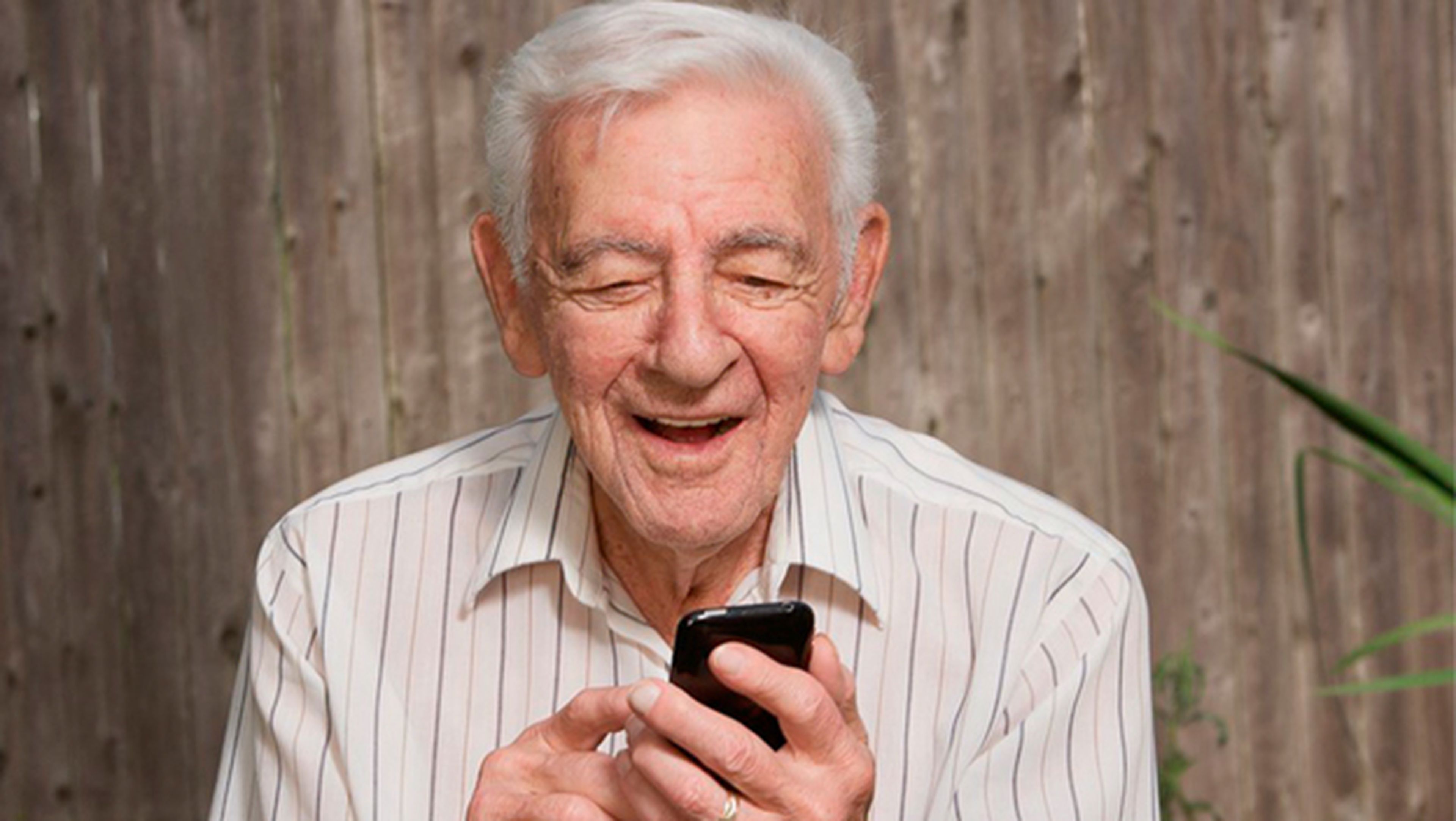WhatsApp para personas mayores: guía fácil de uso