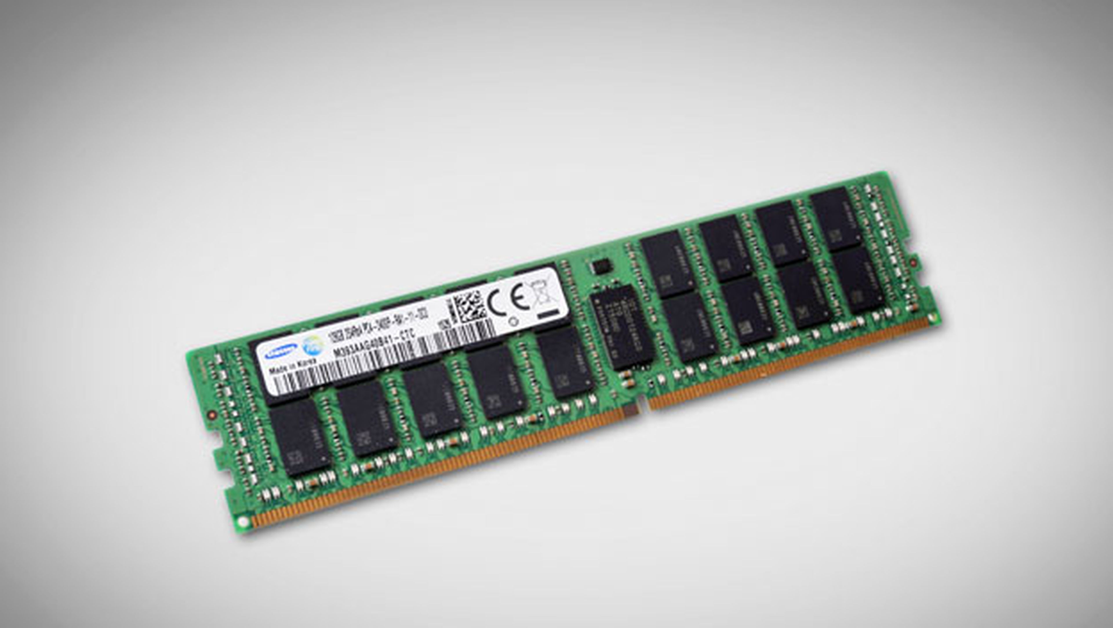 Samsung lanza un módulo de memoria RAM DDR4 de 128 GB