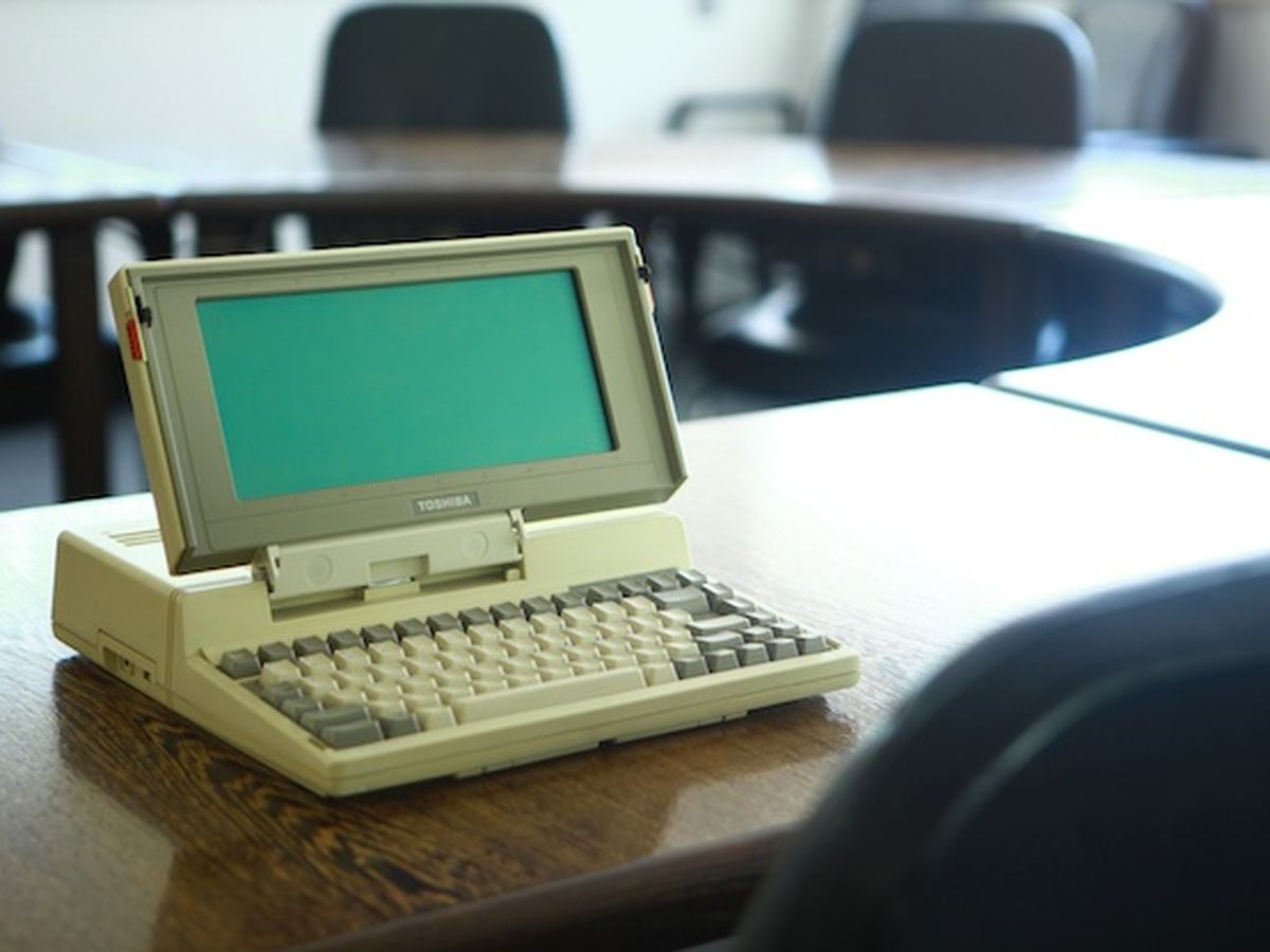 La primera PC con pantalla táctil cumplió 30 años - TyN Magazine