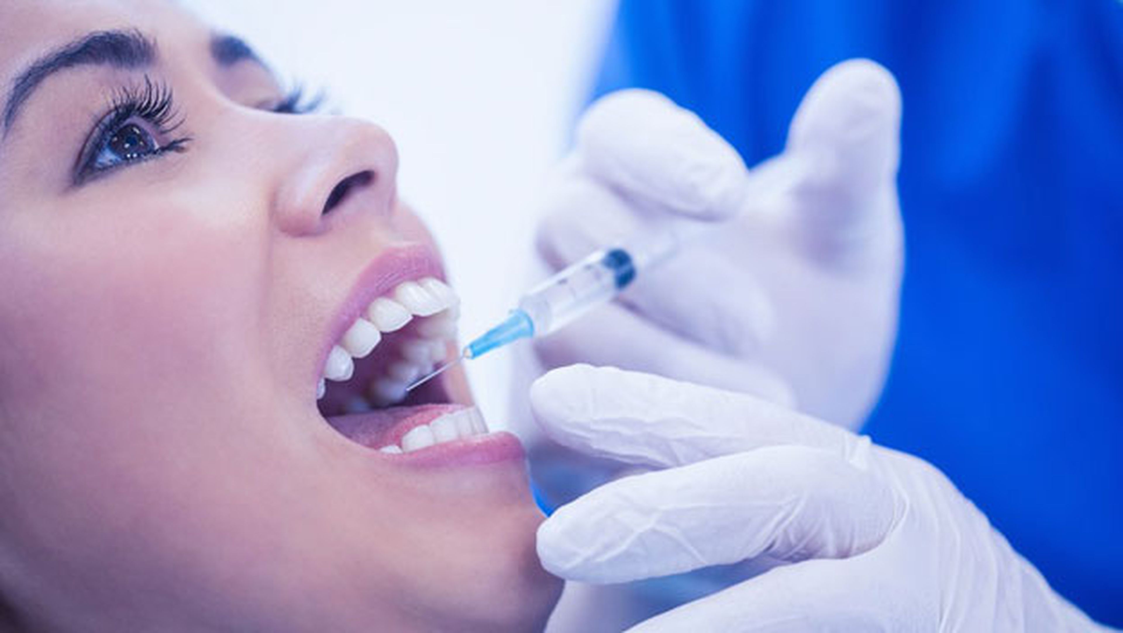 Стоматологический наркоз. Инфильтрационная анестезия в стоматологии. Анестизия в стоматология. Инъекционная анестезия.