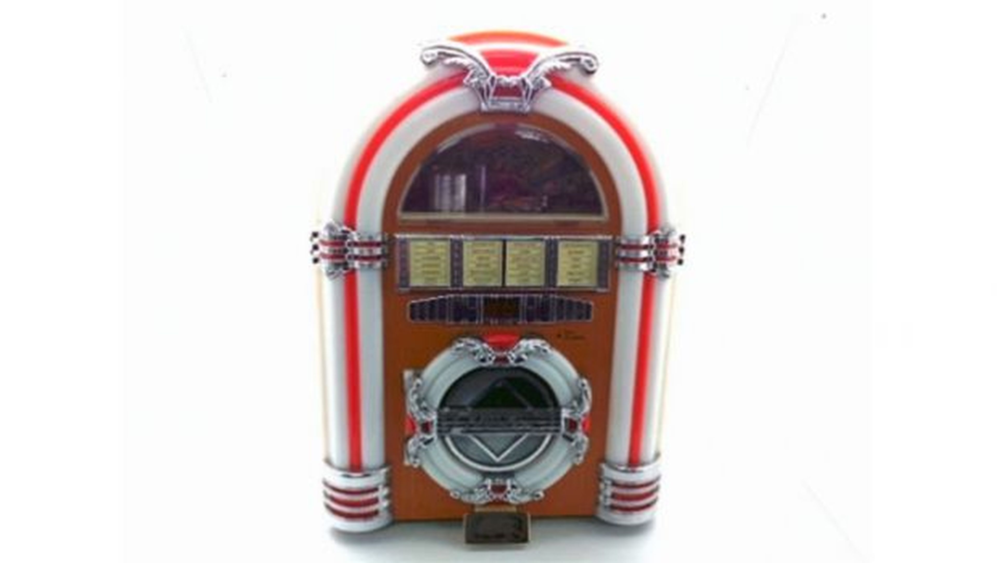 Este radio CD-Cassette de Coca-cola imita la apariencia de una jukebox de los años 50
