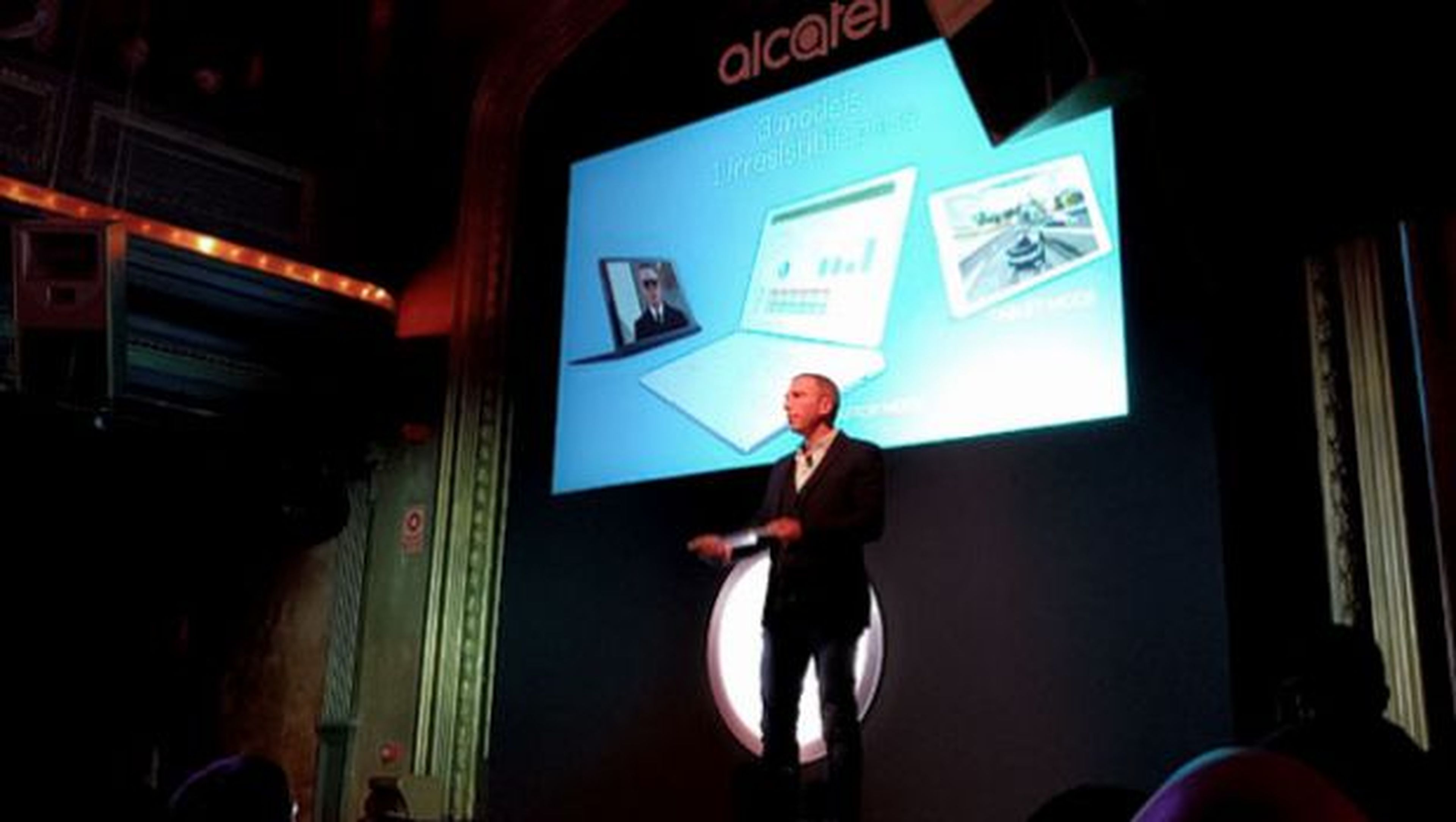Presentación de la tablet Alcatel Plus 10 con Windows 10
