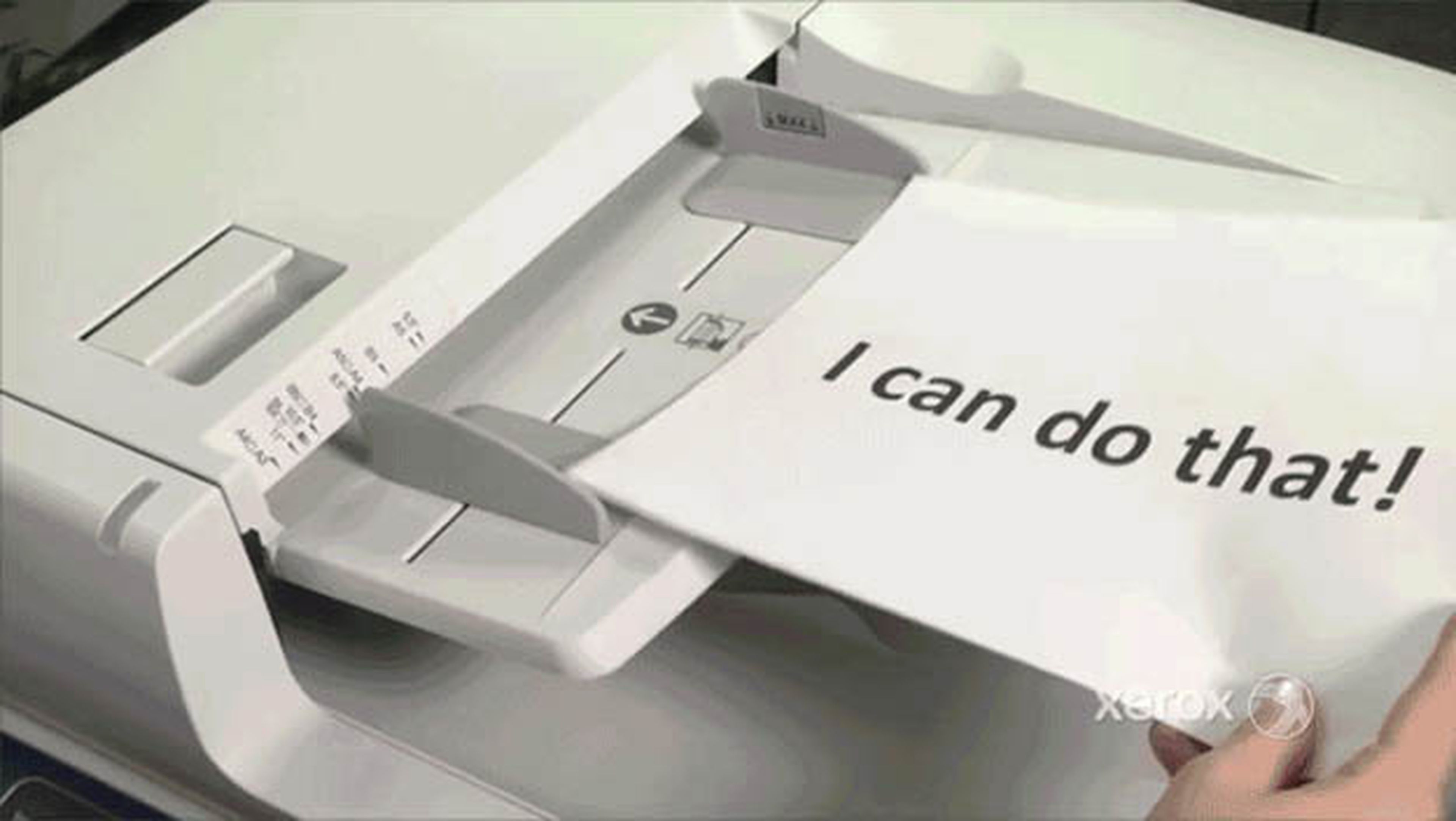 Esta fotocopiadora puede traducir documentos automáticamente
