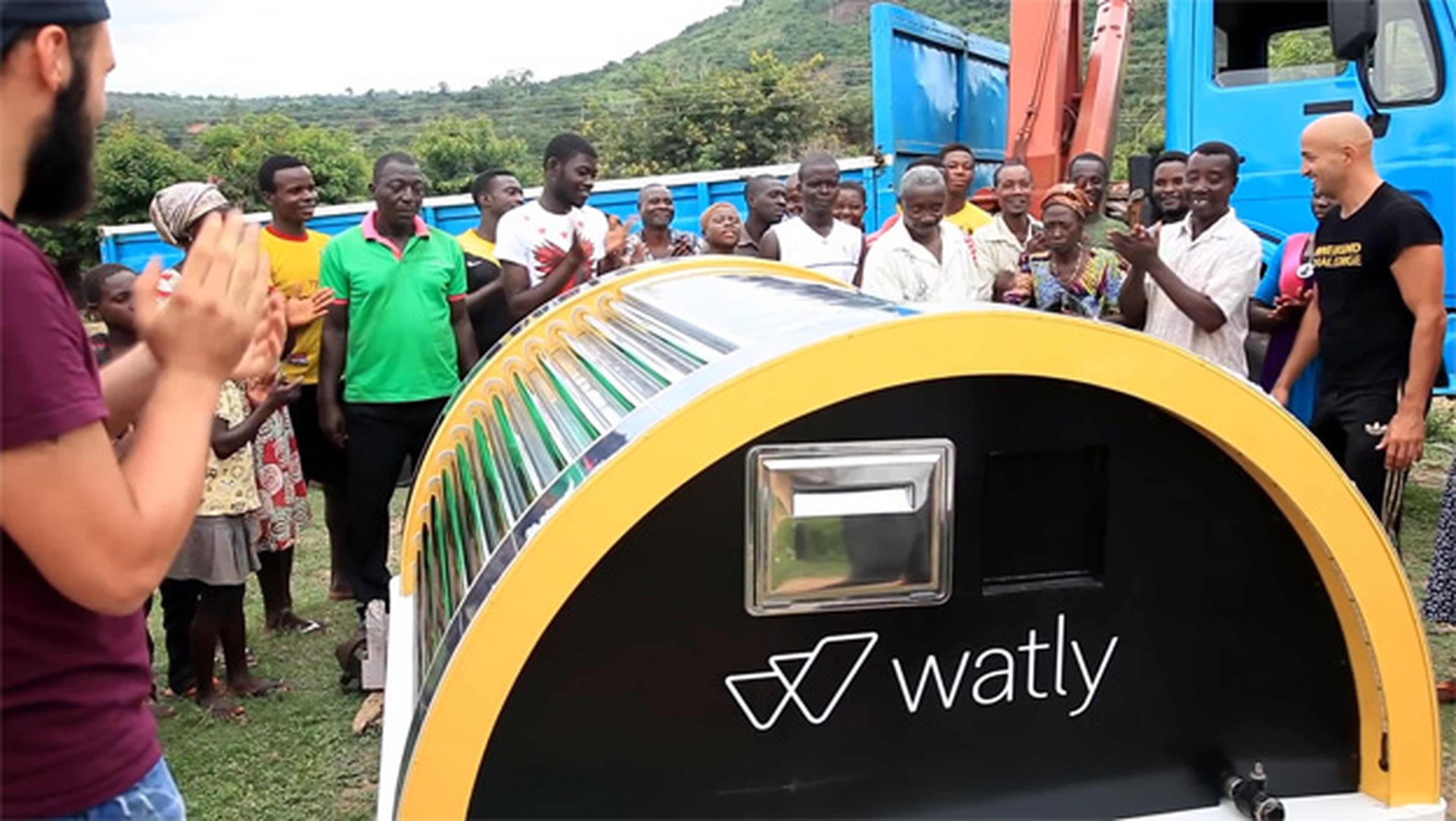 Watly, un ordenador que purifica agua con la energía solar