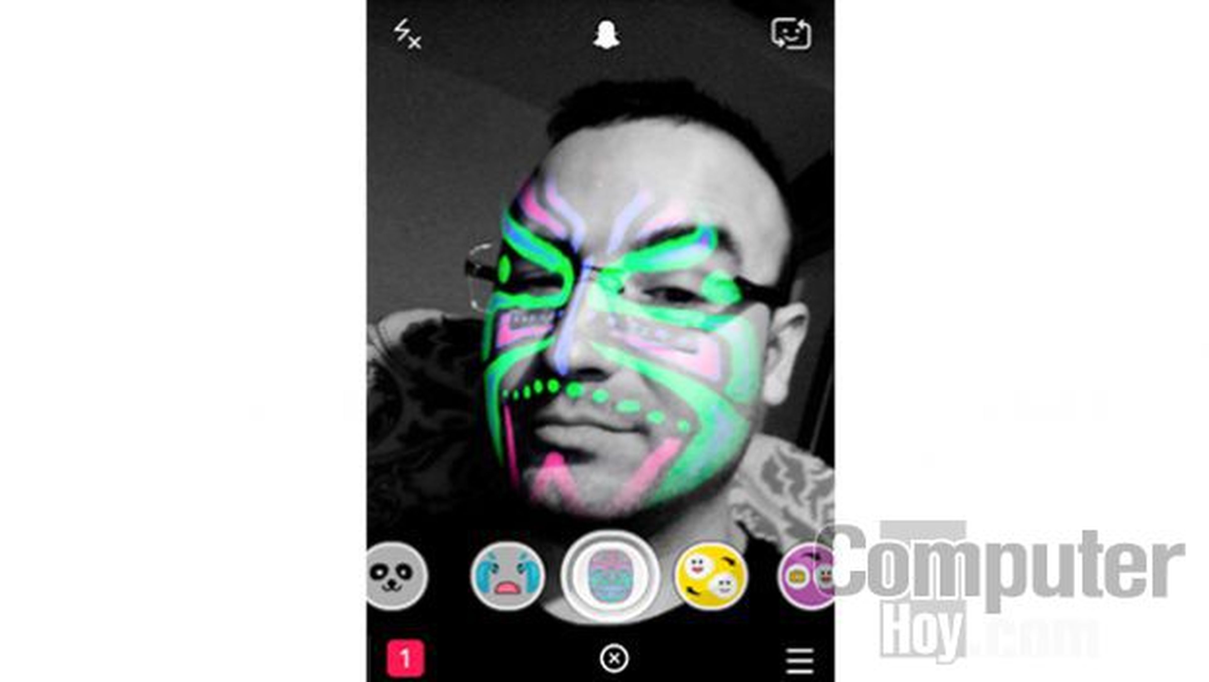 Una de las funciones más divertidas de Snapchat son las lentes de su cámara, que te permitirán aplicar efectos especiales a tus fotos y vídeos.