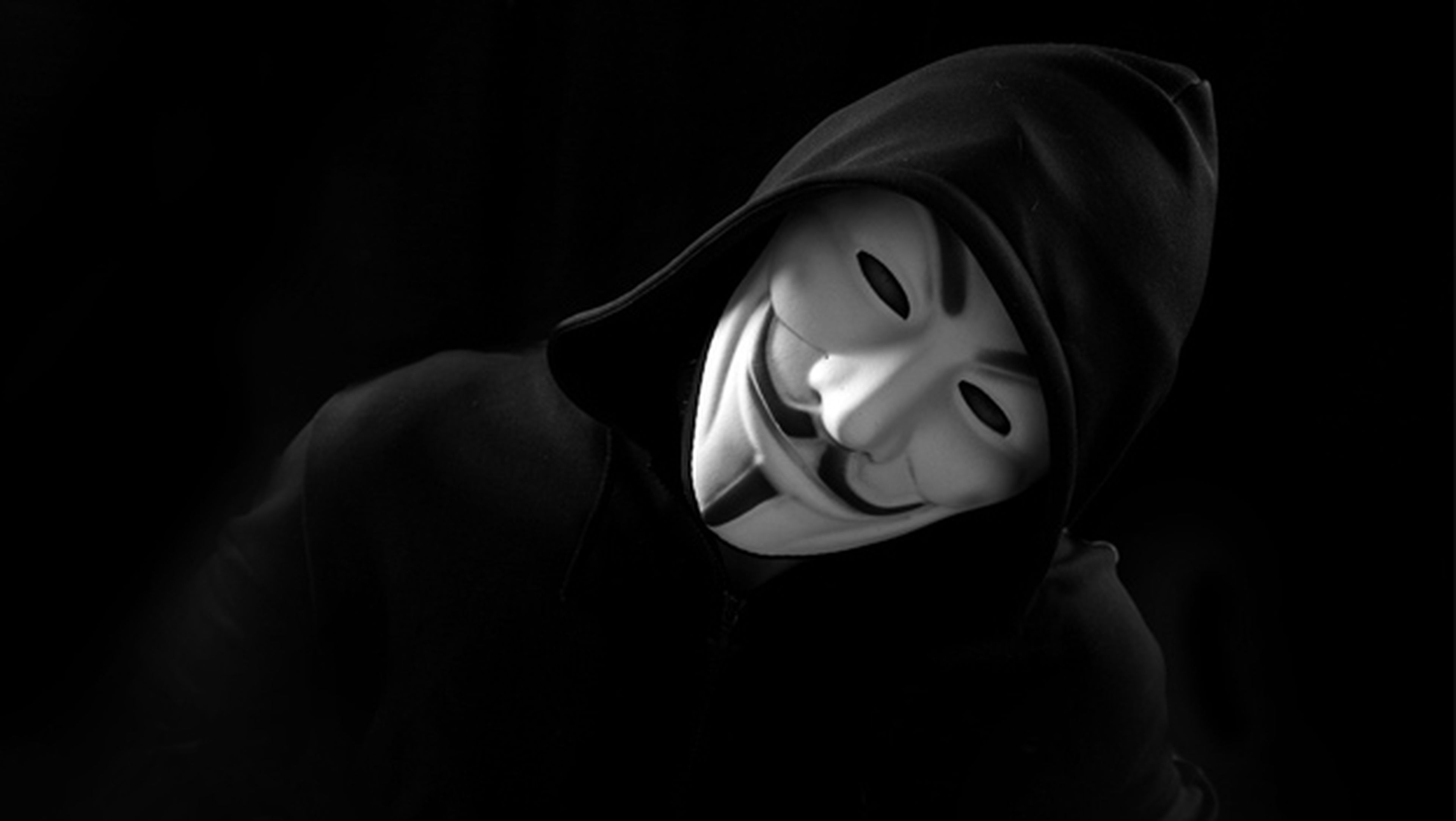 Anonymous filtra datos de 5.400 funcionarios de la Policía