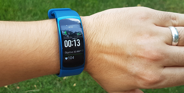 Samsung gear fit 2025 2 whatsapp