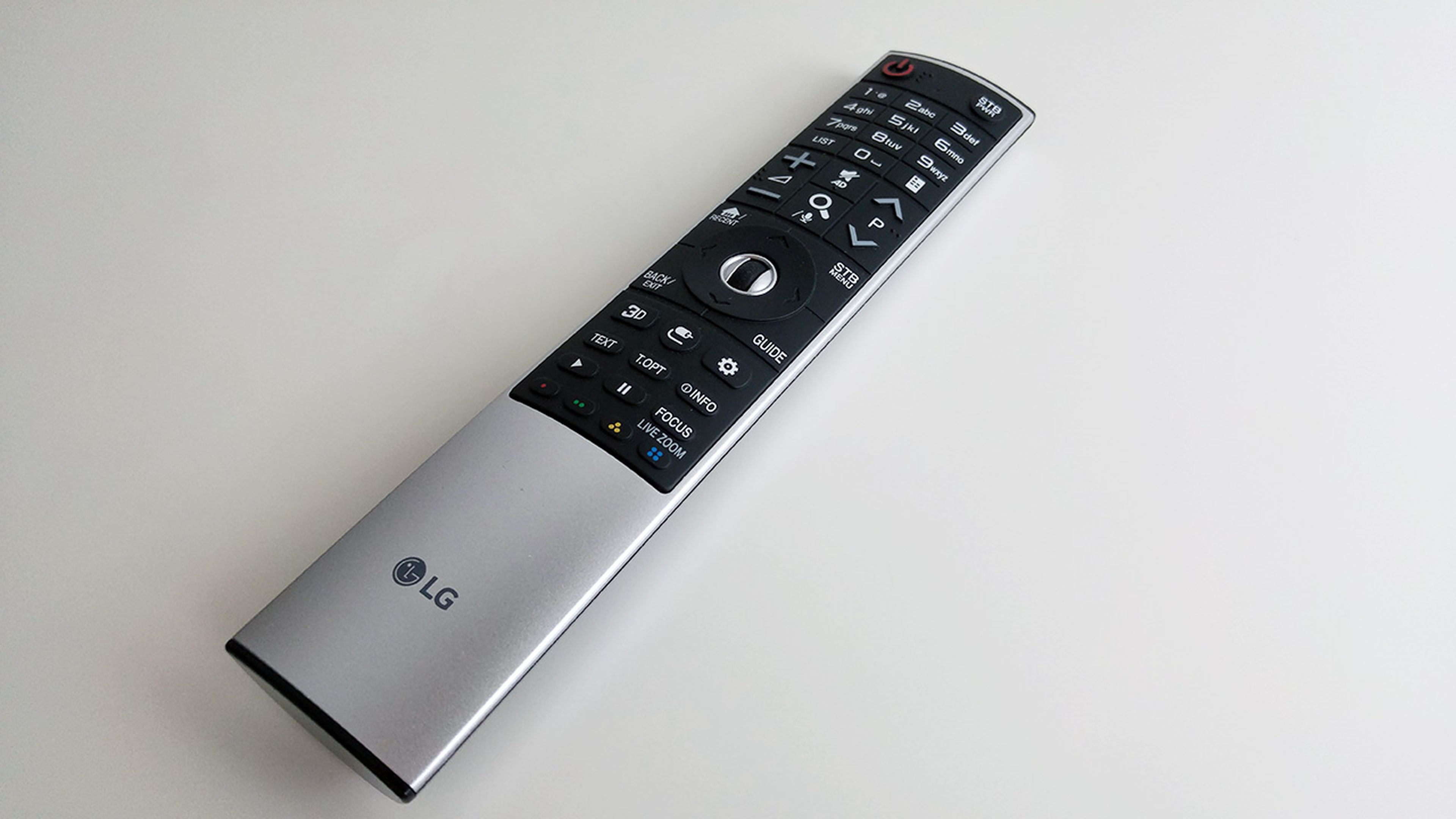 Nuevo magic remote para el LG OLED65E6V