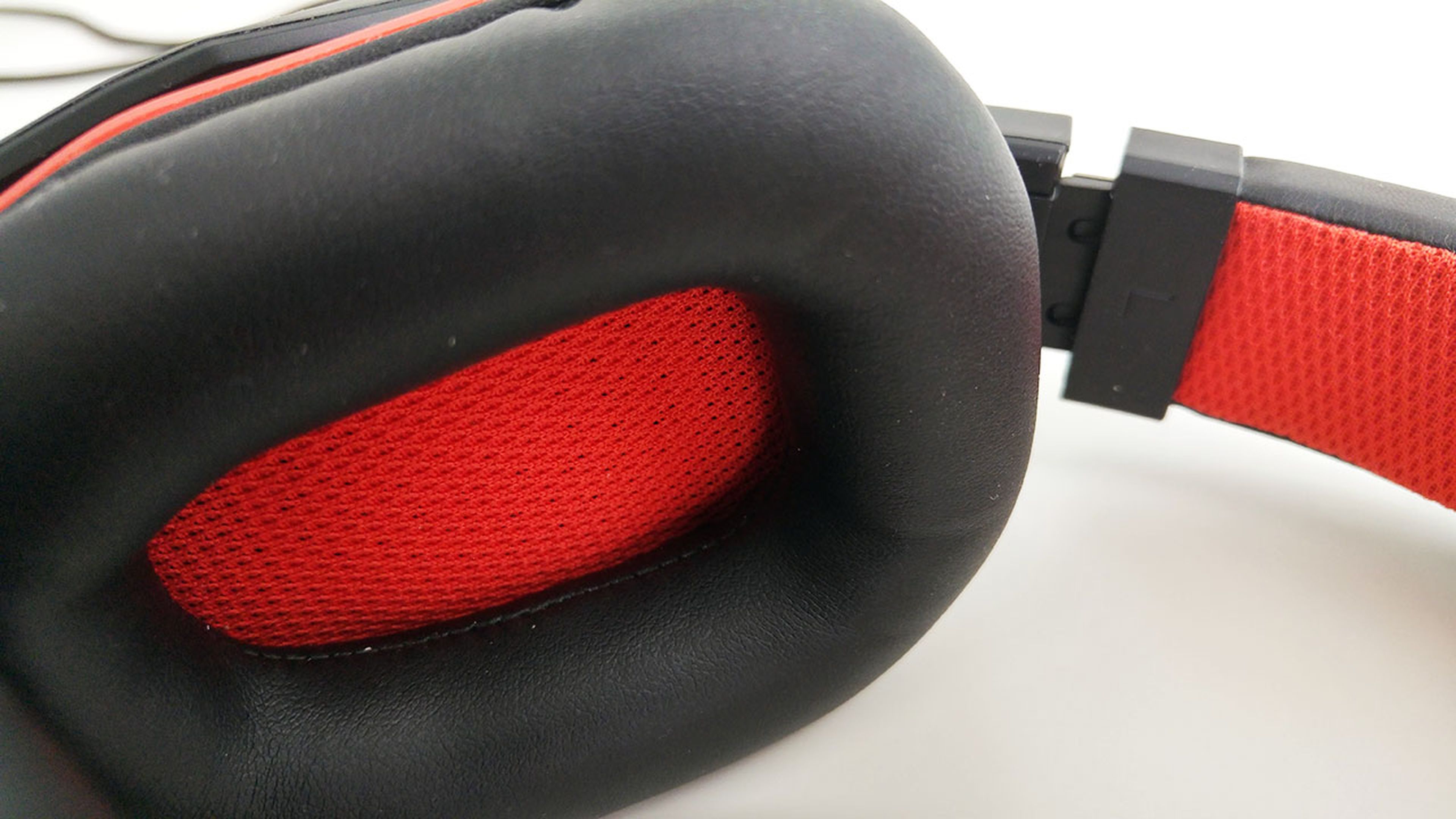 Almohadillas del Lenovo Y gaming surround sound headset