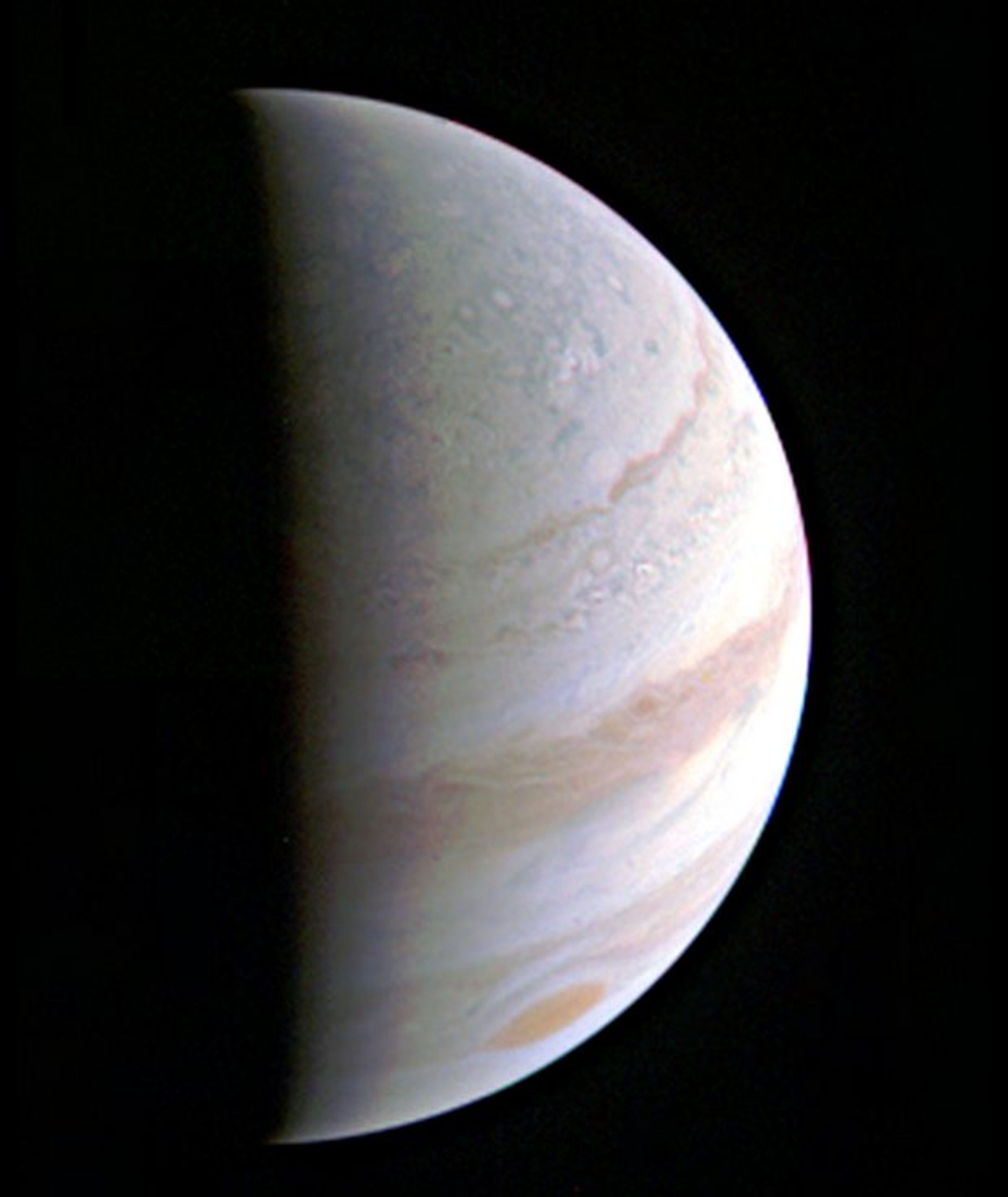Juno envía la imagen más cercana a Júpiter