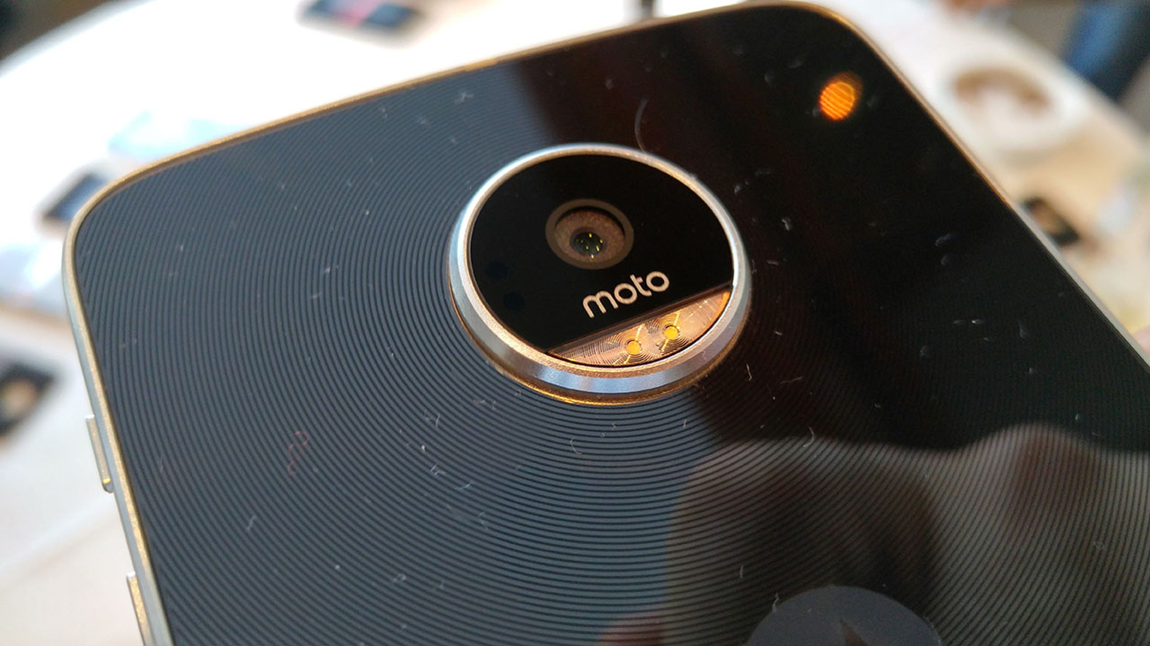 cámara principal del Moto Z play