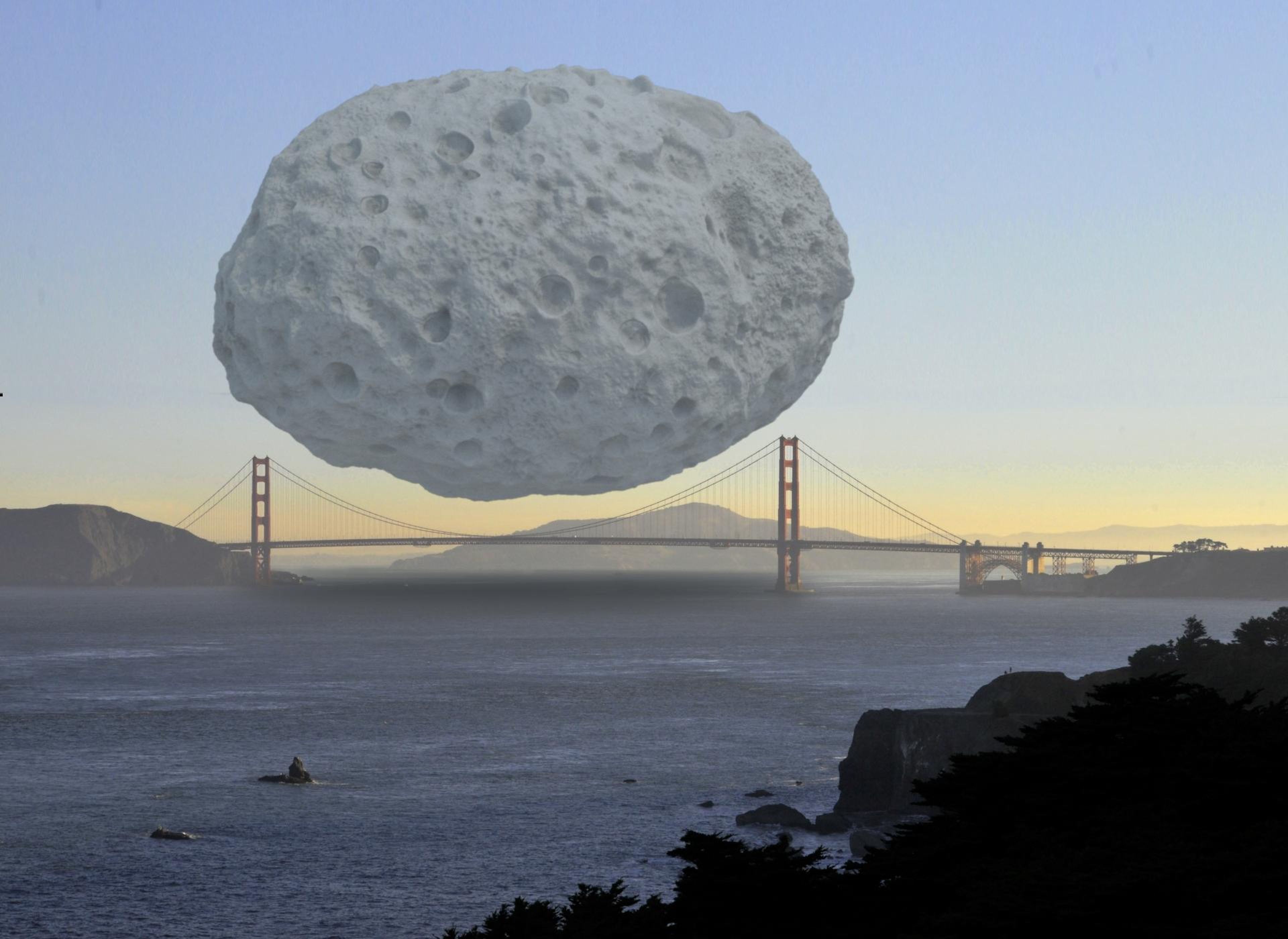 El asteroide Dionisio comparado con el Golden Gate de San Francisco
