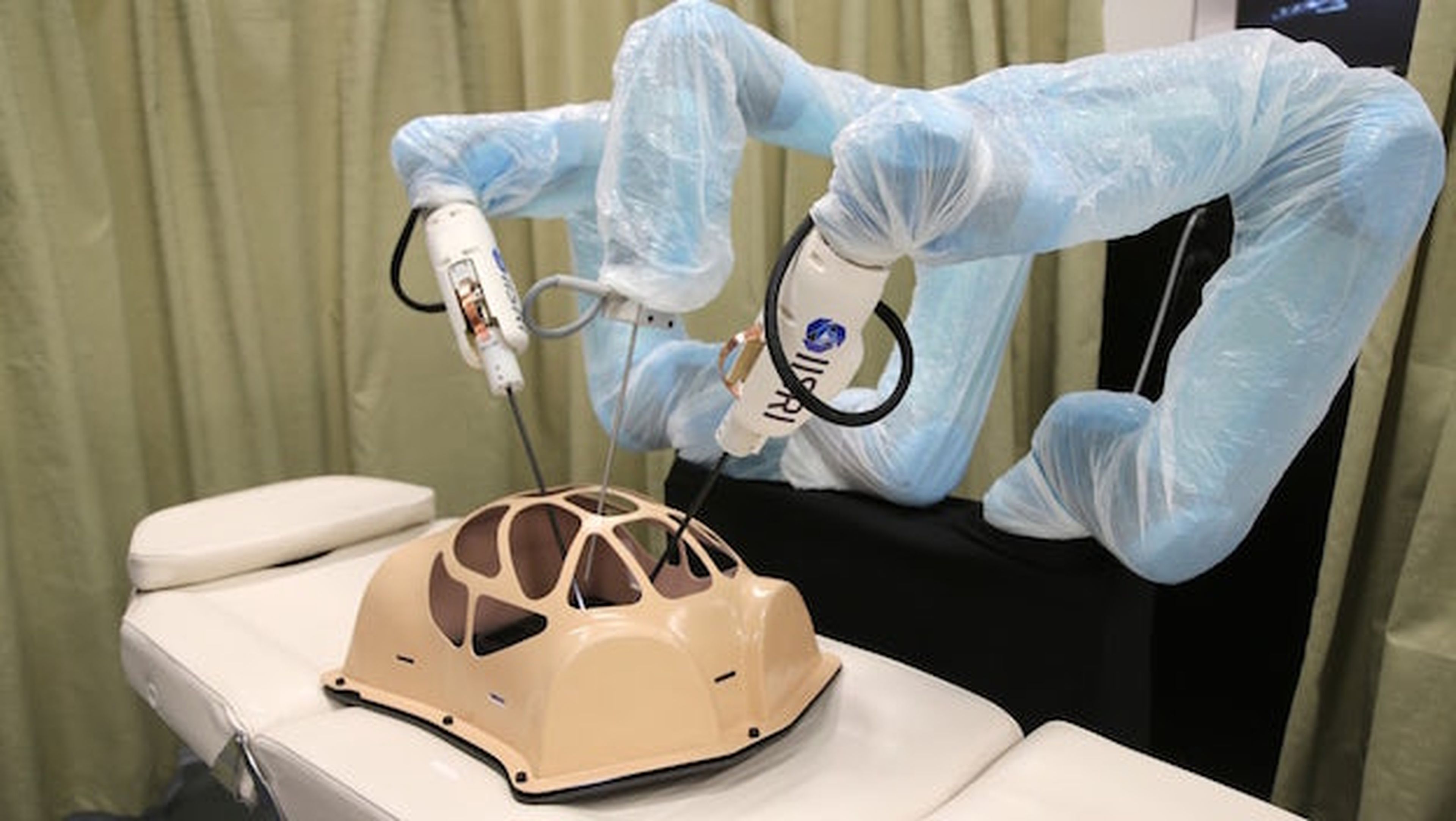 Tecnología de cirugía robótica ofrece retroalimentación háptica