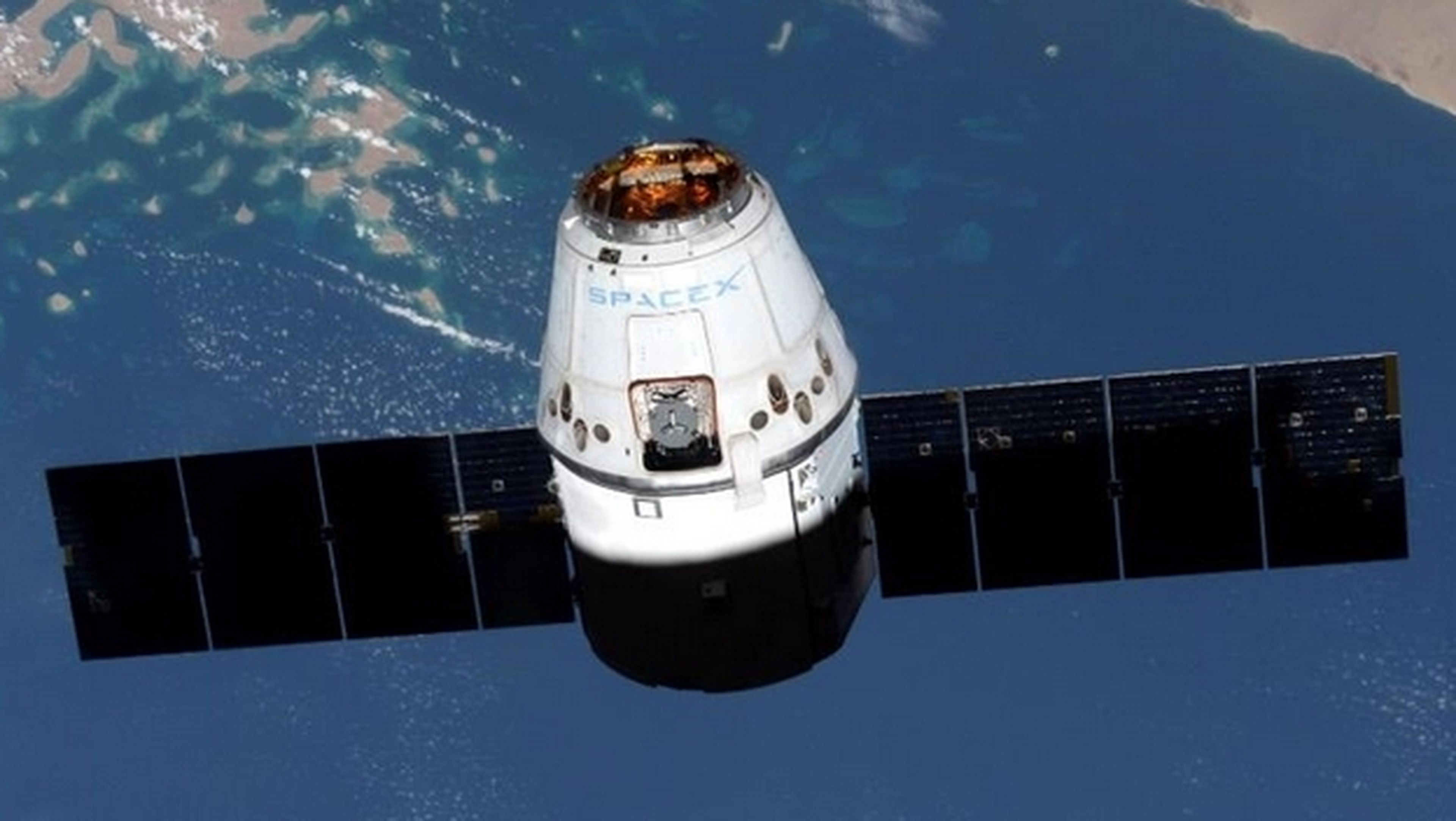 SpaceX pide permiso para poner en órbita 4425 satélites de Internet