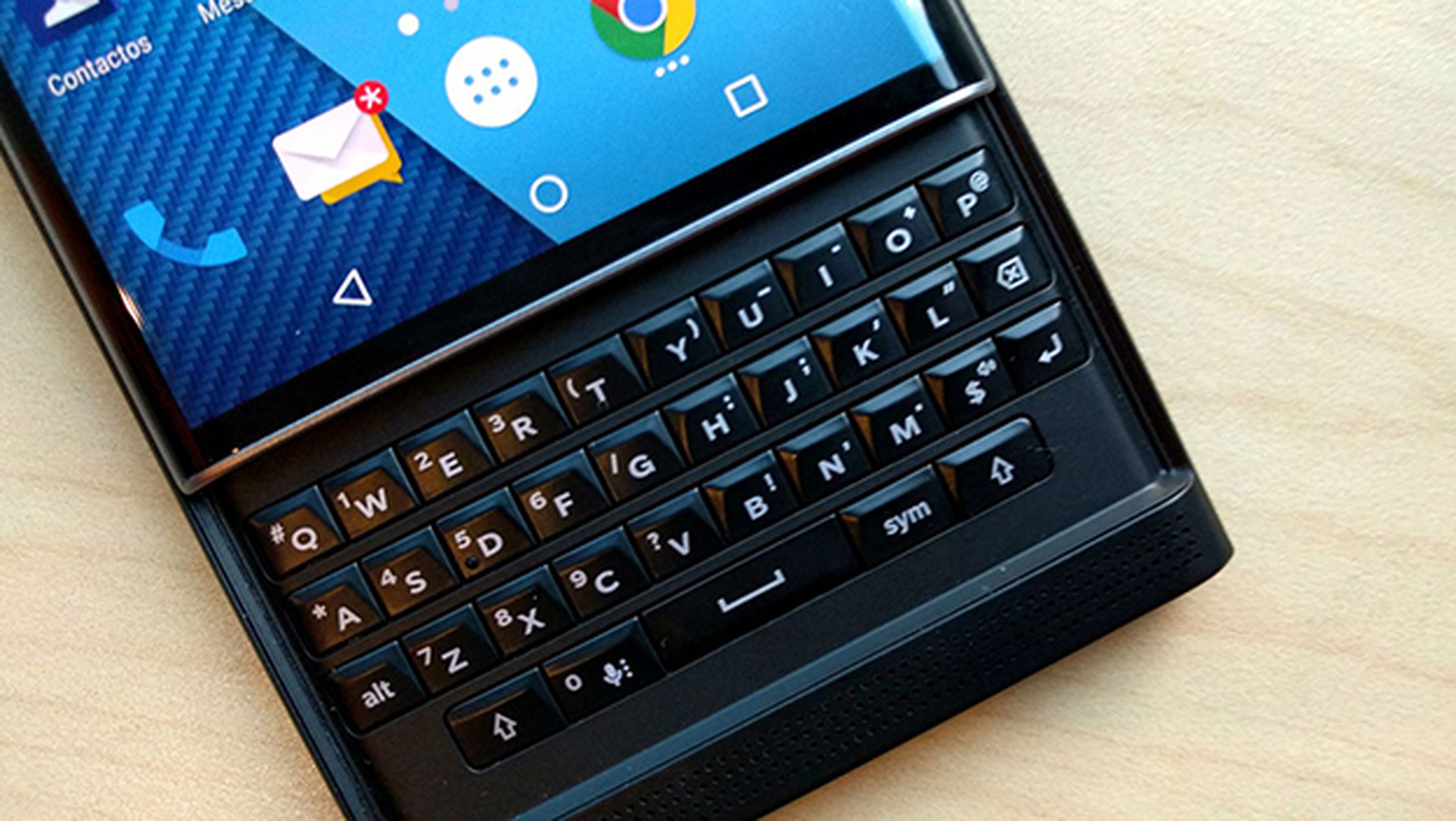 Así es la nueva Blackberry Mercury con teclado físico