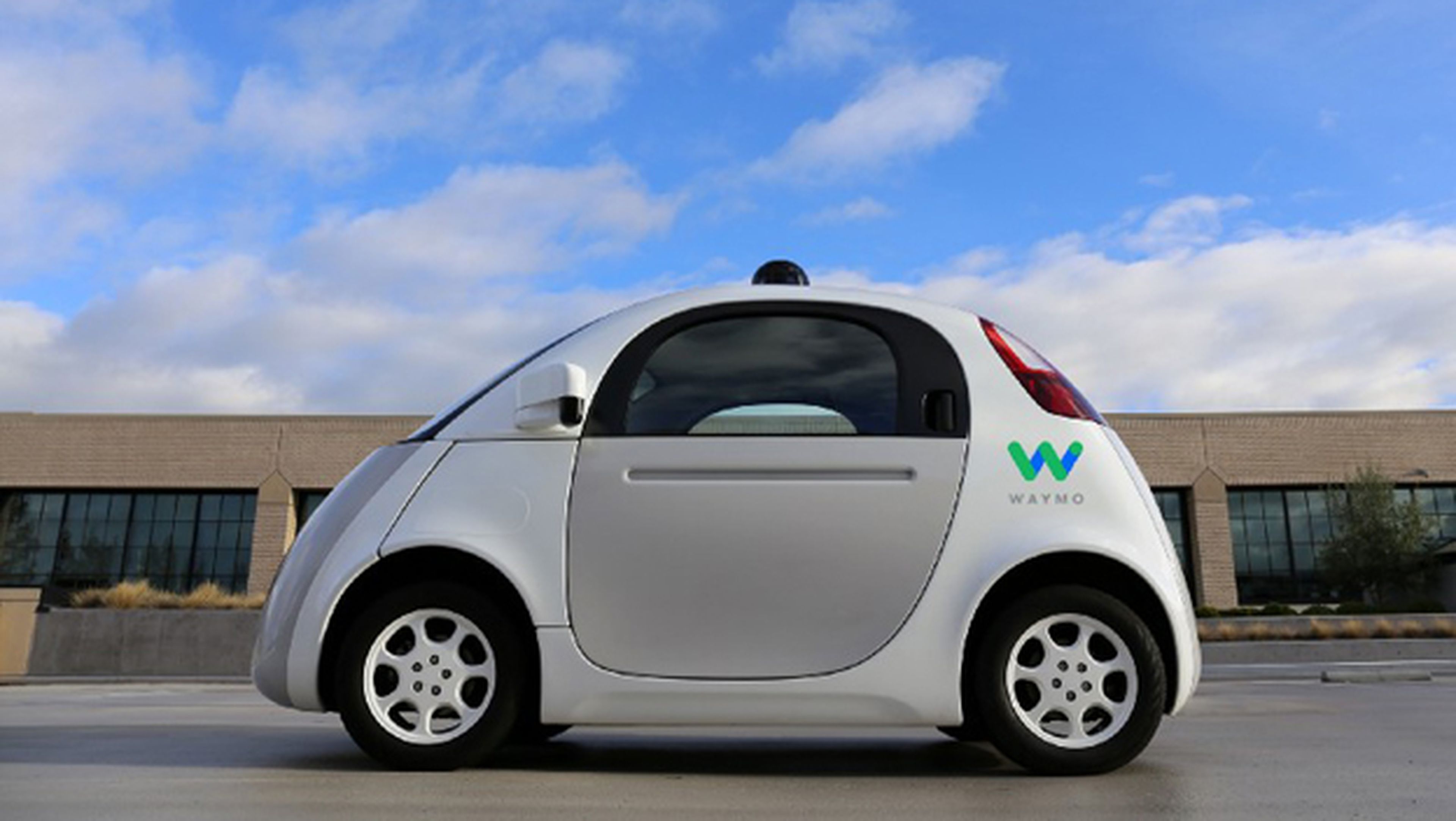 El coche autónomo de Google pasa a llamarse Waymo