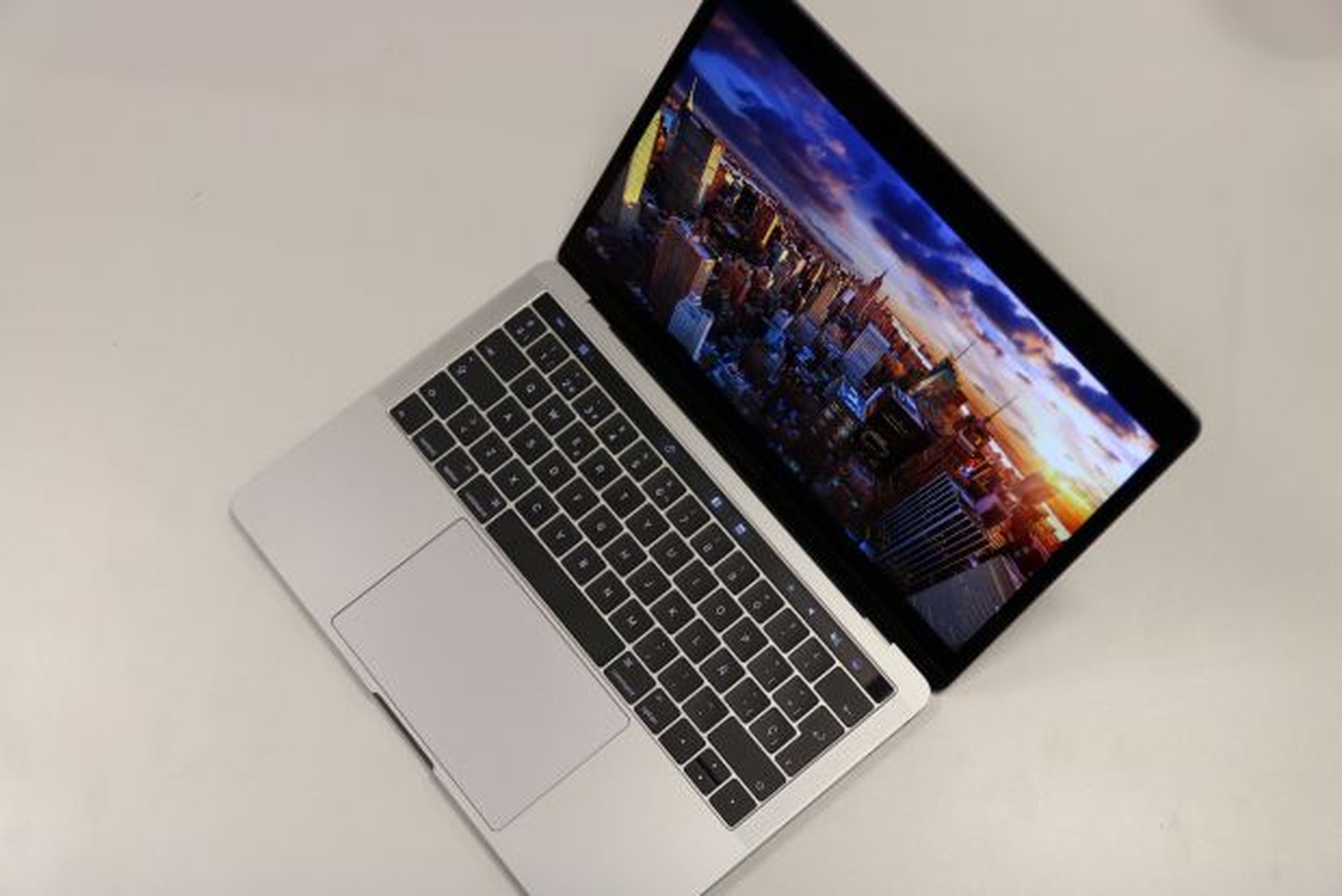 analisis MacBook Pro 13 con Touch Bar pantalla retina