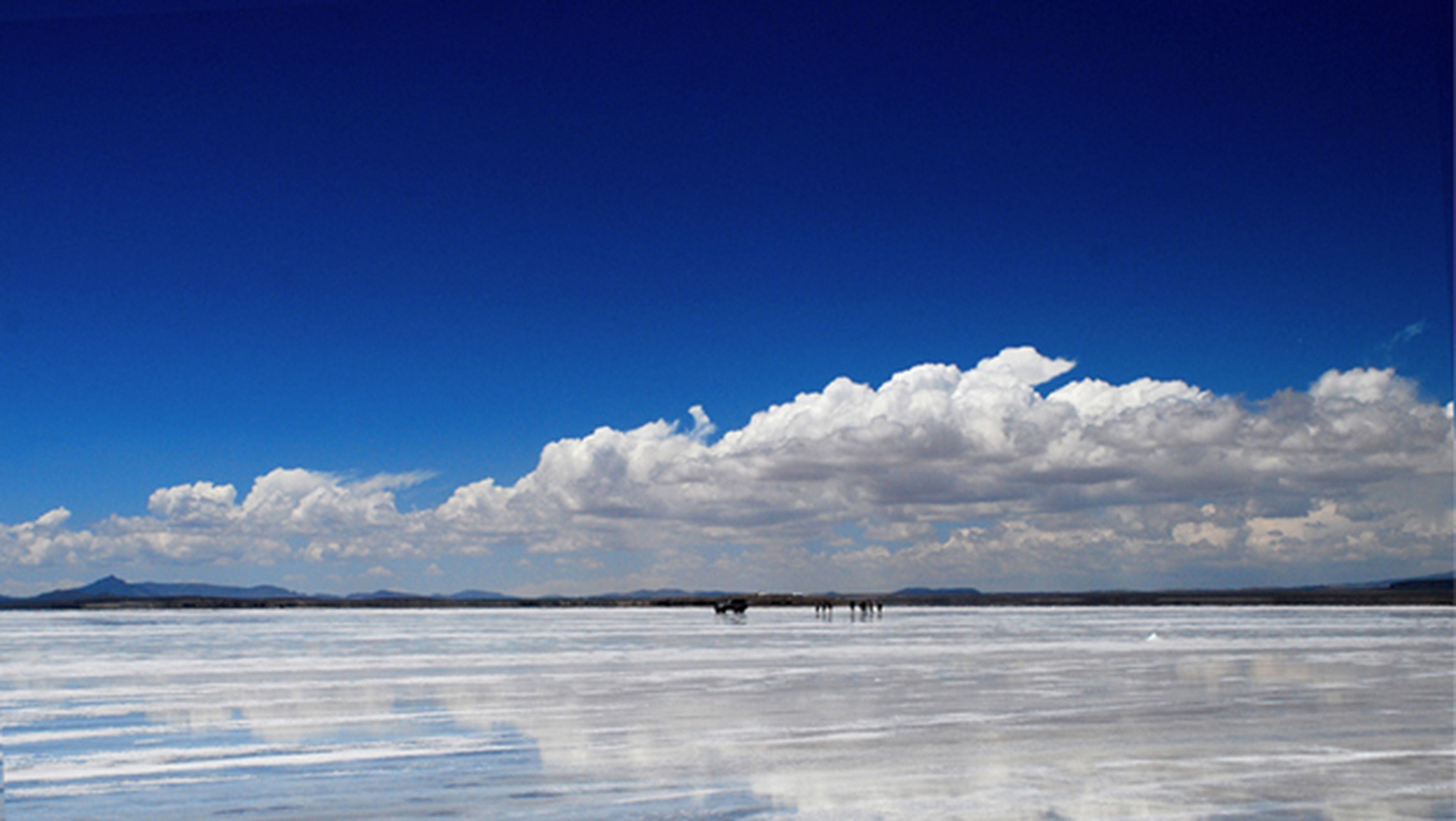 Salar de Uyuni, cuando el cielo se mira al espejo