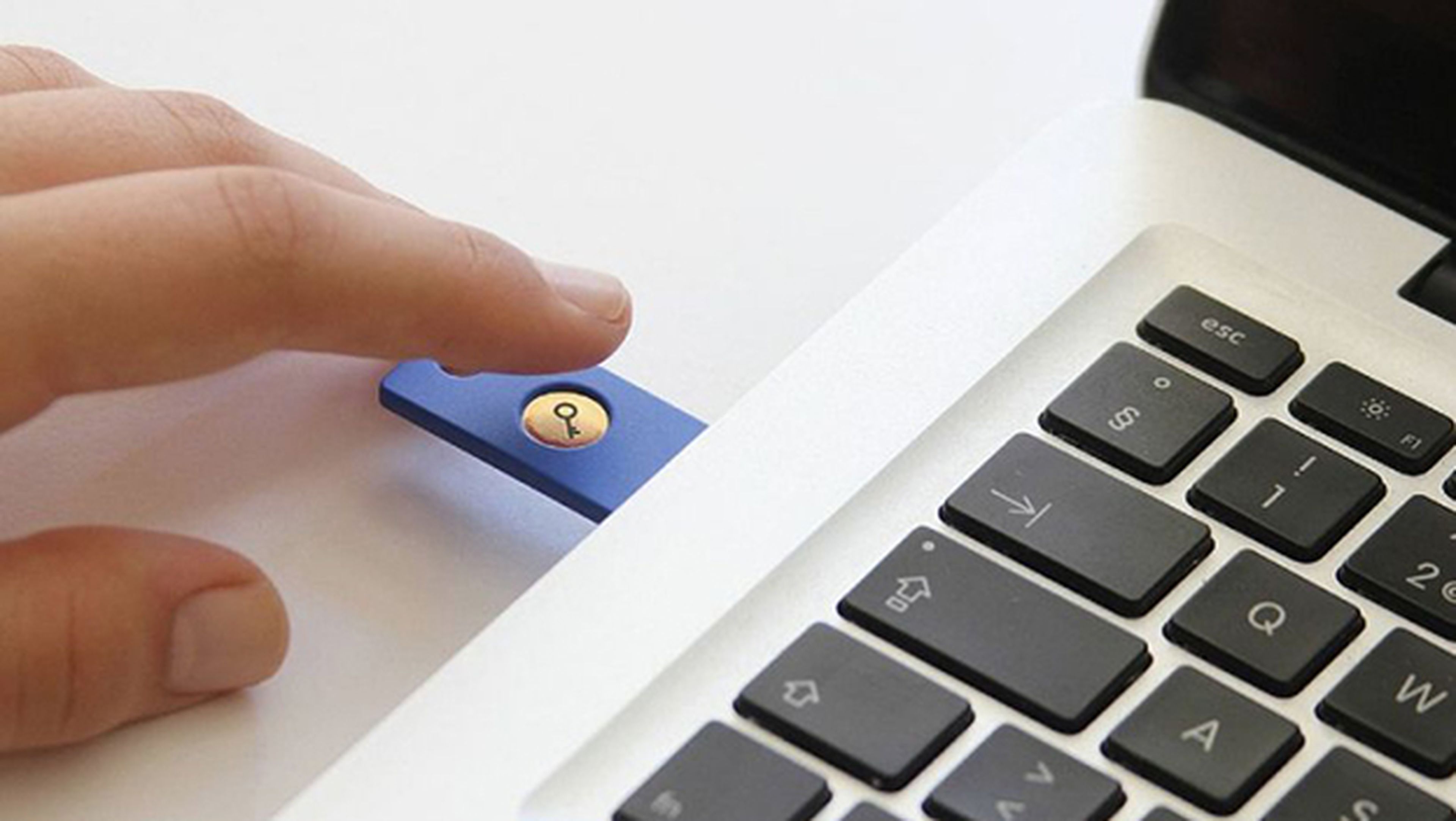 Ya puedes usar llaves de seguridad USB en Facebook