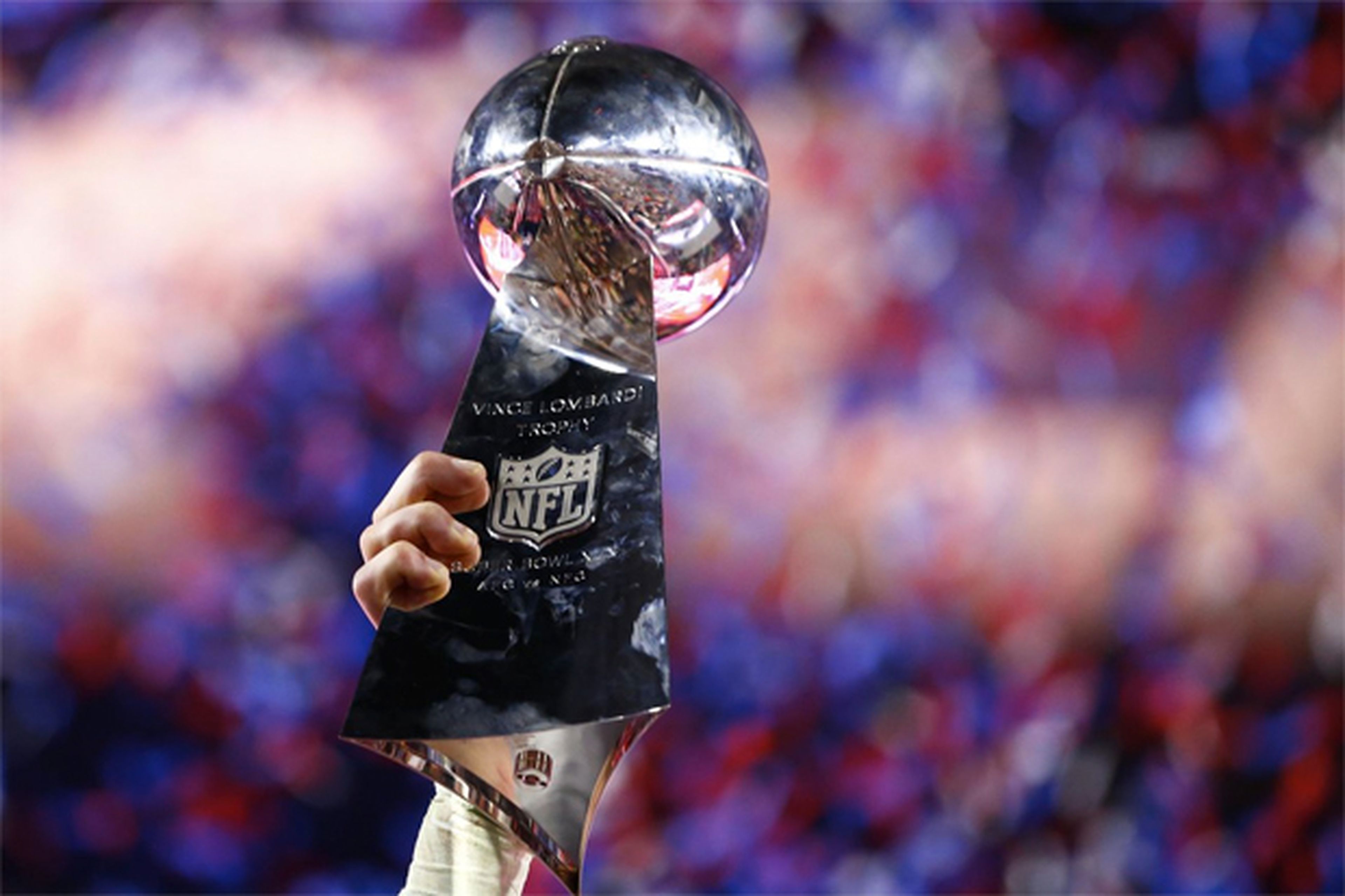 Super Bowl 2017 Vince Lombardi