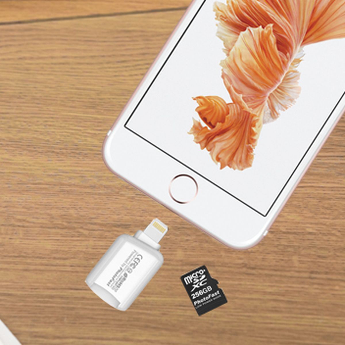 Cómo conectar una tarjeta microSD al iPhone