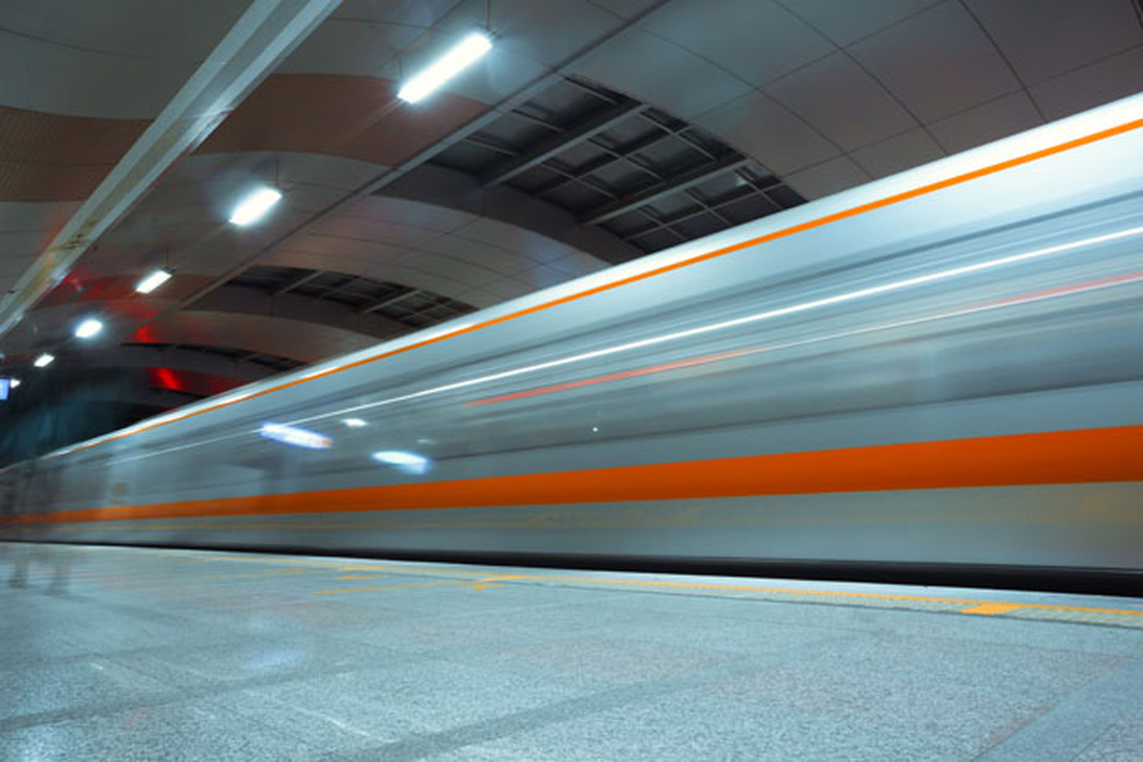 Captura el metro en slow motion