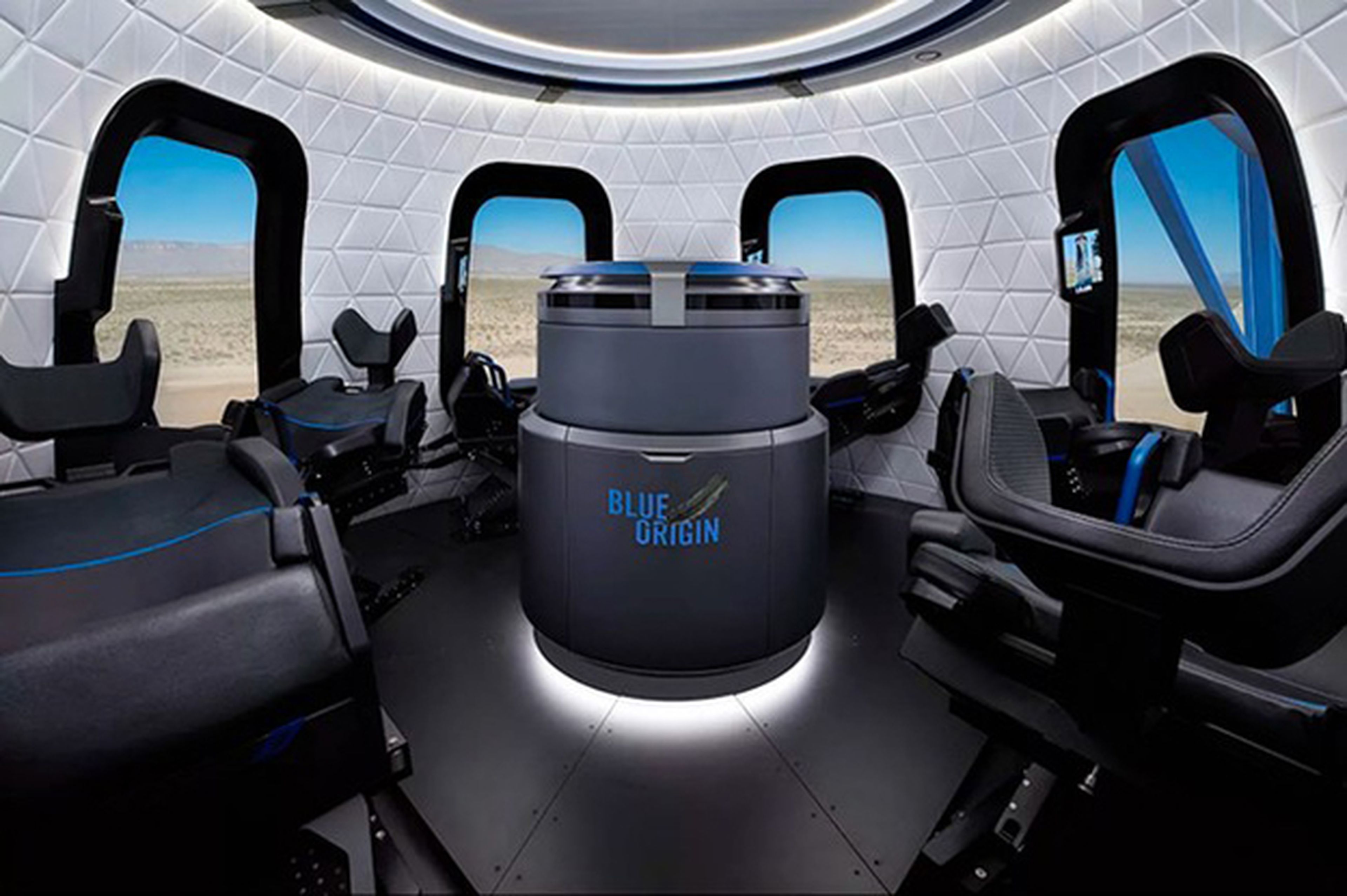Interior de la cápsula New Shepard de Blue Origin