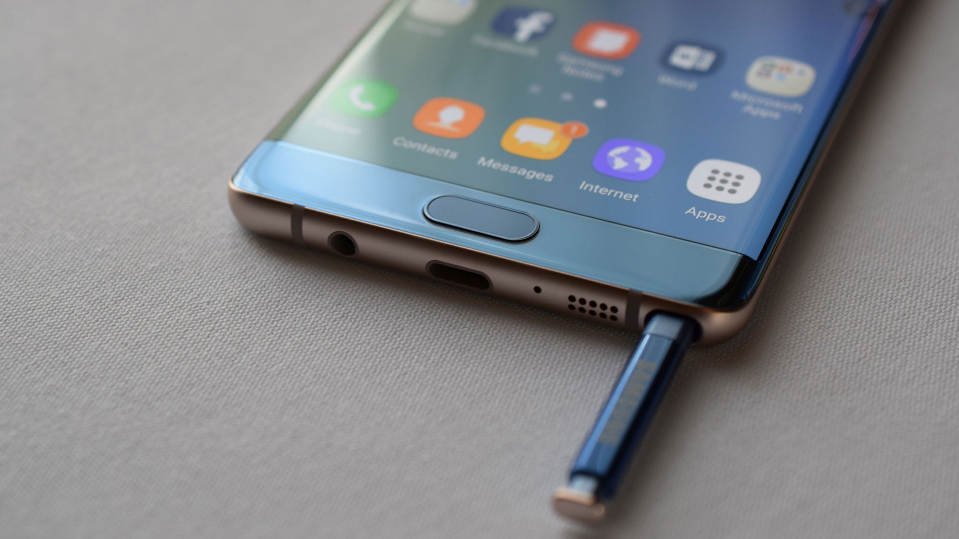 Galaxy Note 8: pantalla de 6,32" y sensor de huella frontal