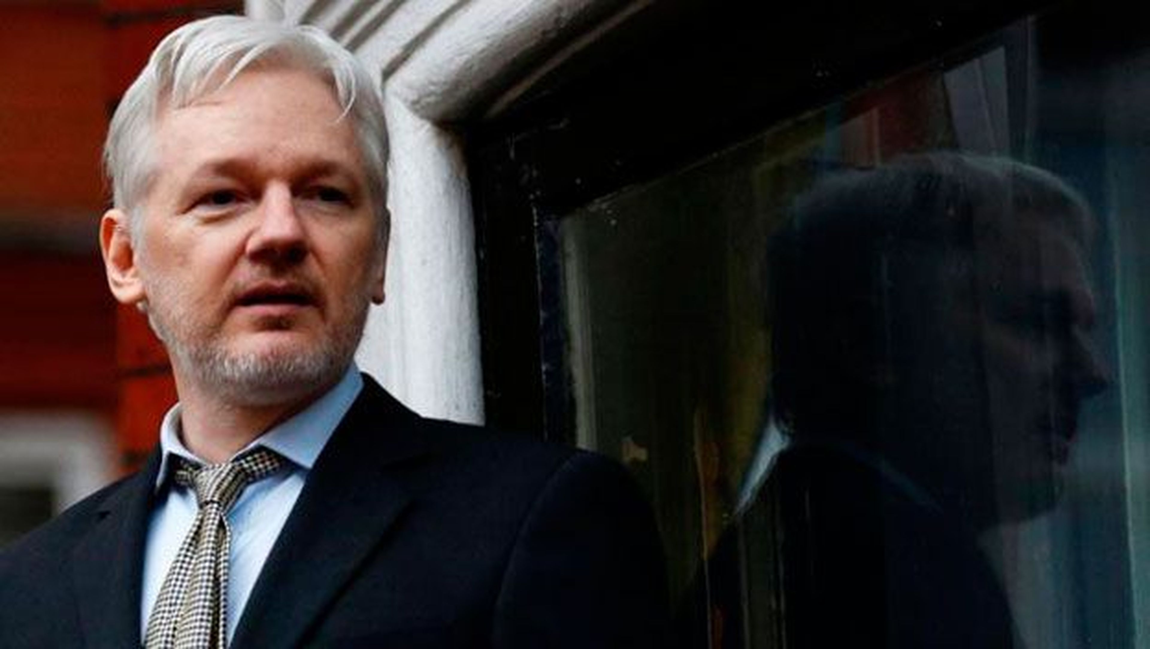 EEUU está considerando presentar cargos contra Wikileaks
