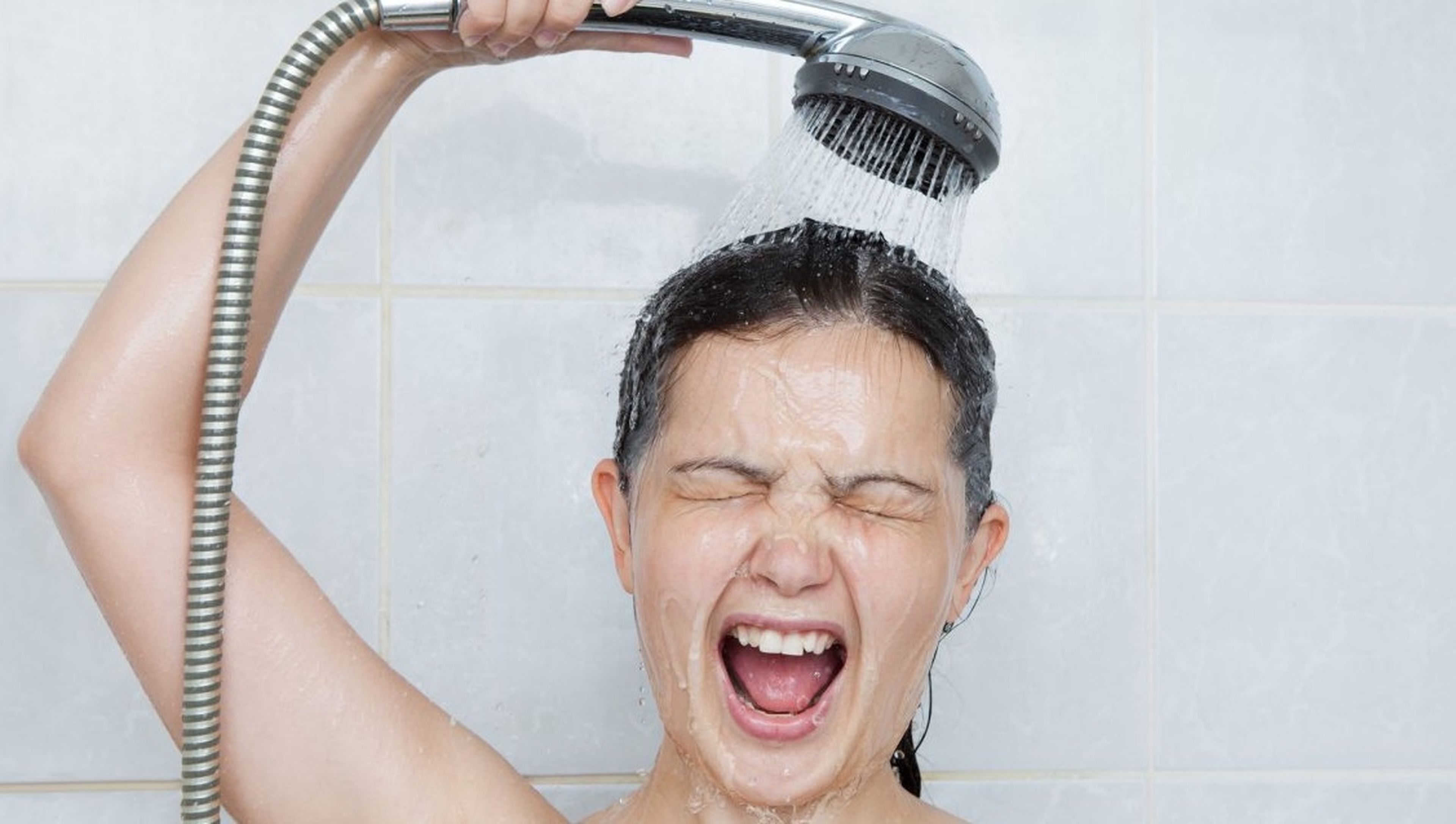 ¿Cuánto hay que ducharse para estar a la vez limpio y sano?
