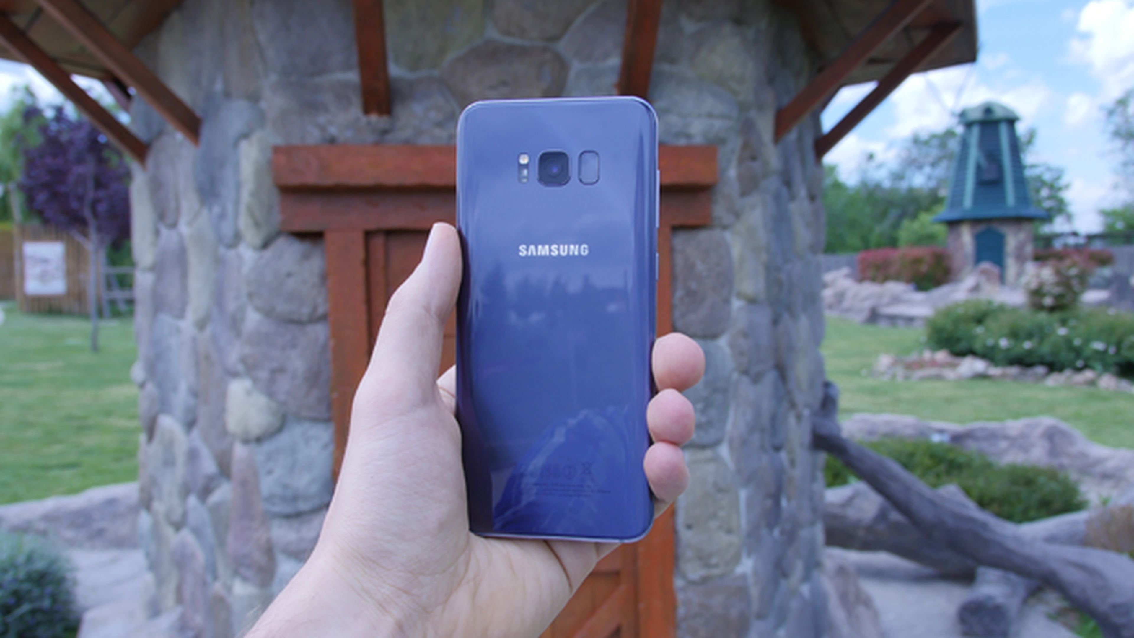 Así queda el Samsung Galaxy S8+ en la mano
