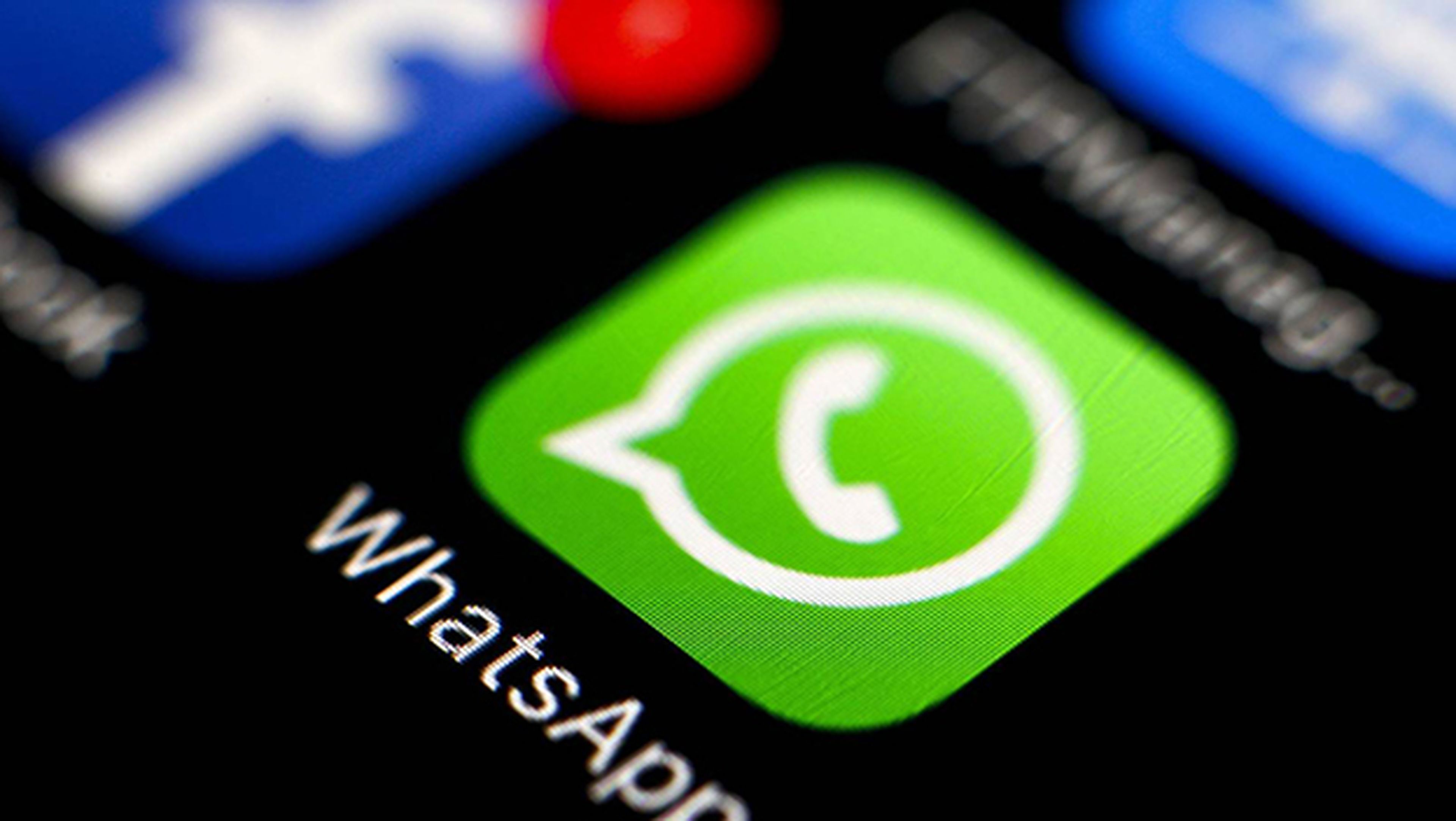 WhatsApp ya permite fijar los chats