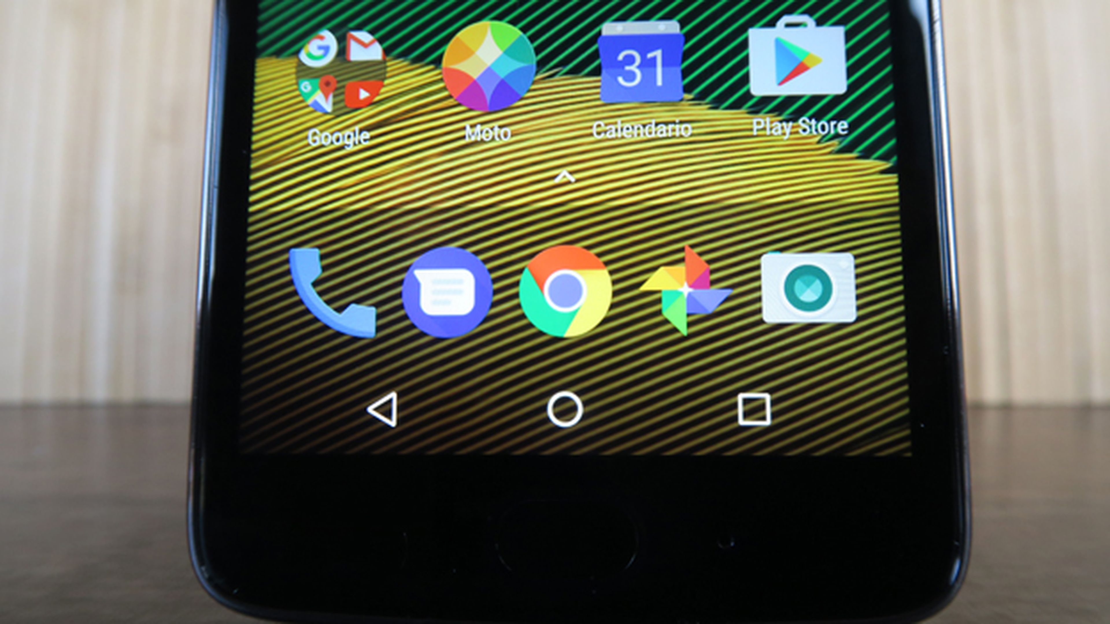 Sigamos con el análisis del Motorola Moto G5 hablando de la pantalla