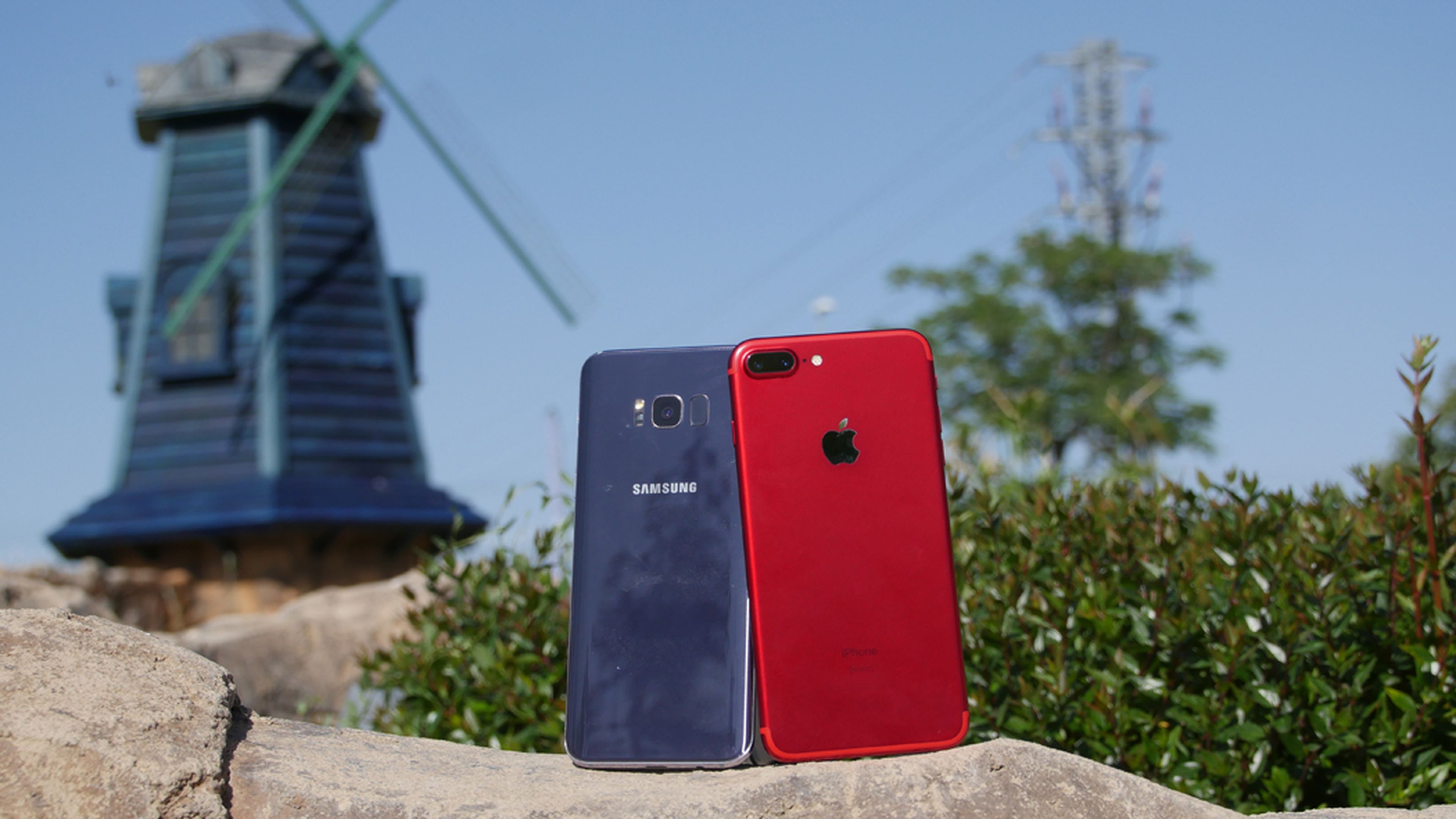 Comparamos el Samsung Galaxy S8+ con el iPhone 7 Plus