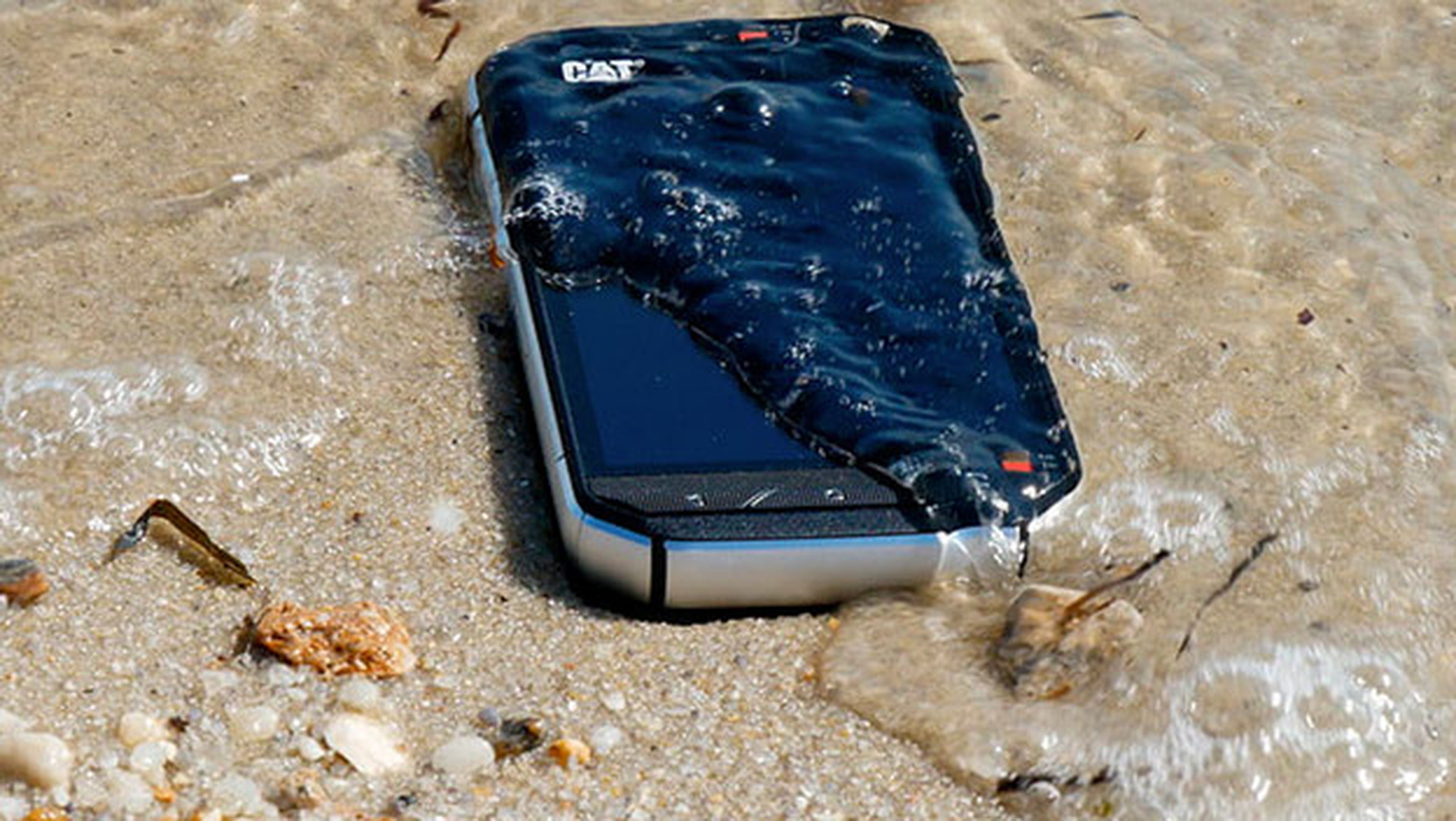 Cómo proteger tu móvil ante daños por agua