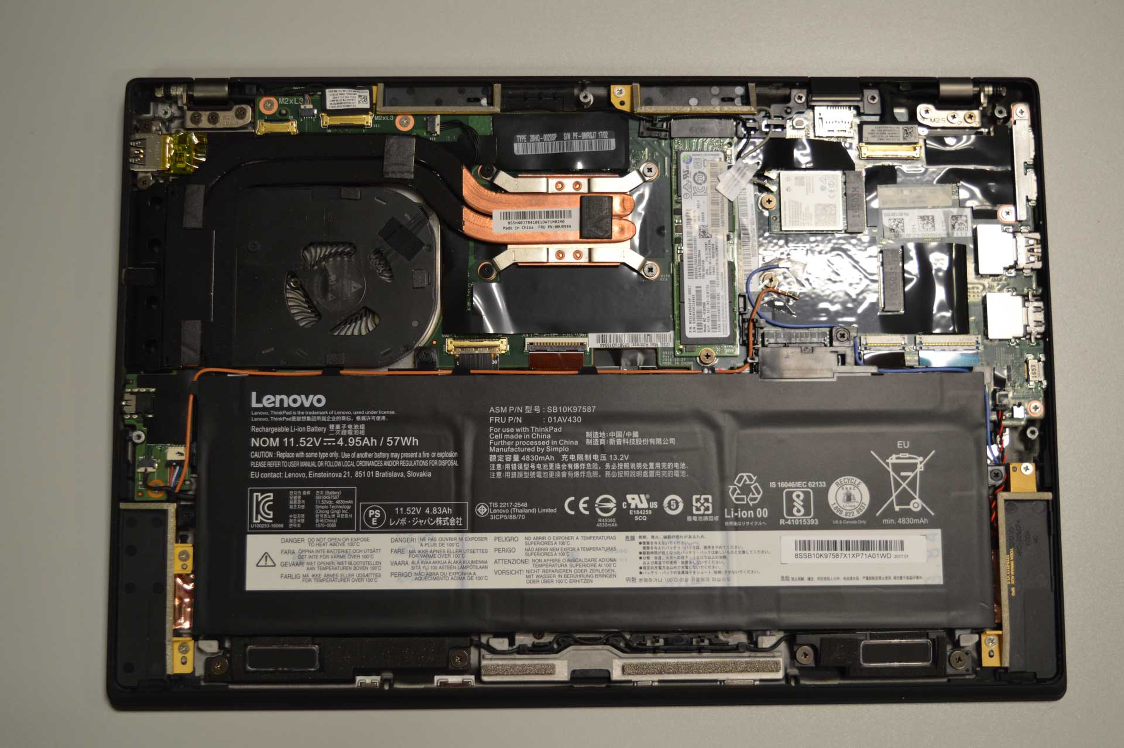 Interior del Lenovo Thinkpad X1 Carbon 5th