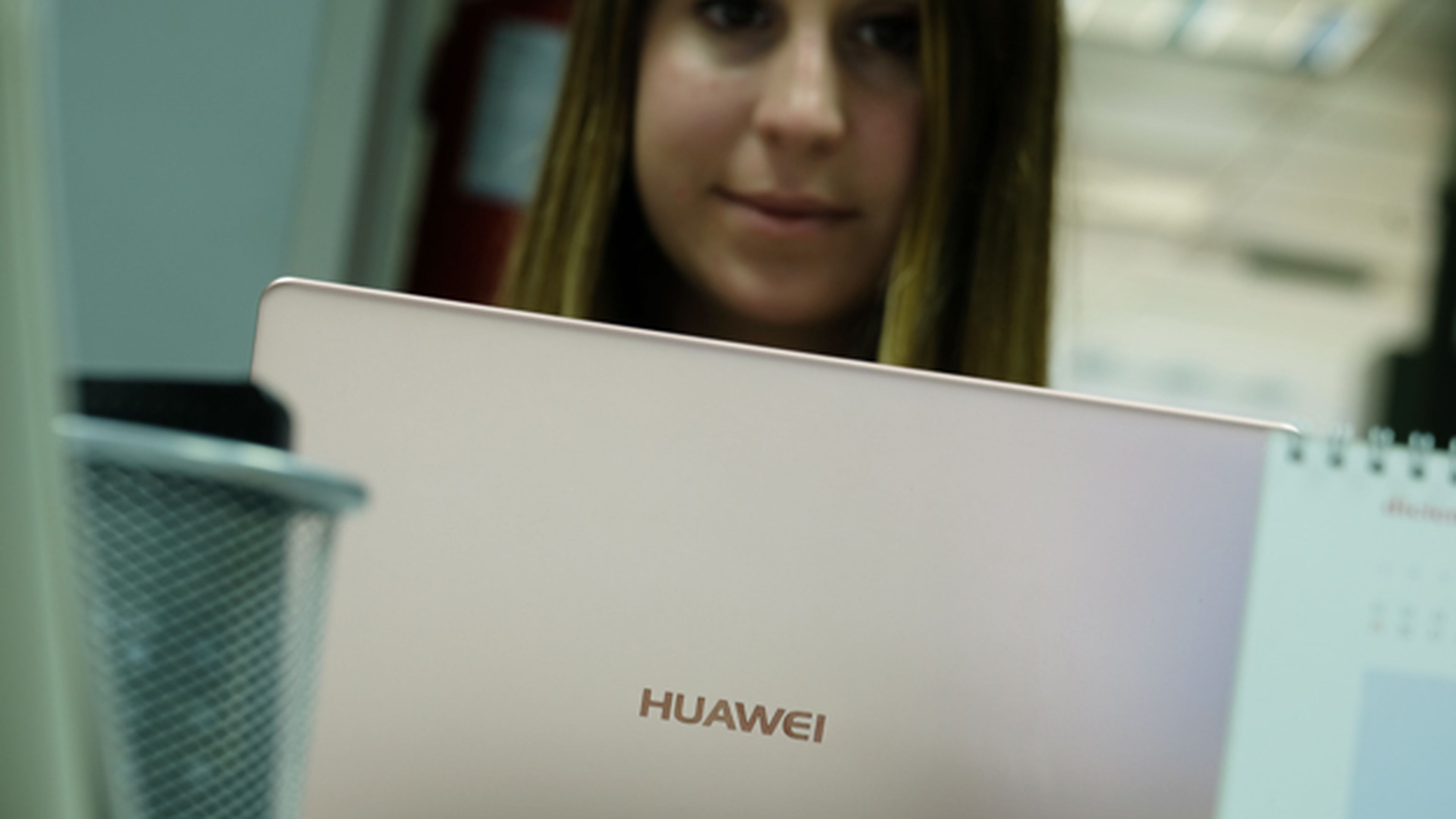El MateBook X es el primer ordenador portátil de Huawei, y lo hemos probado a fondo