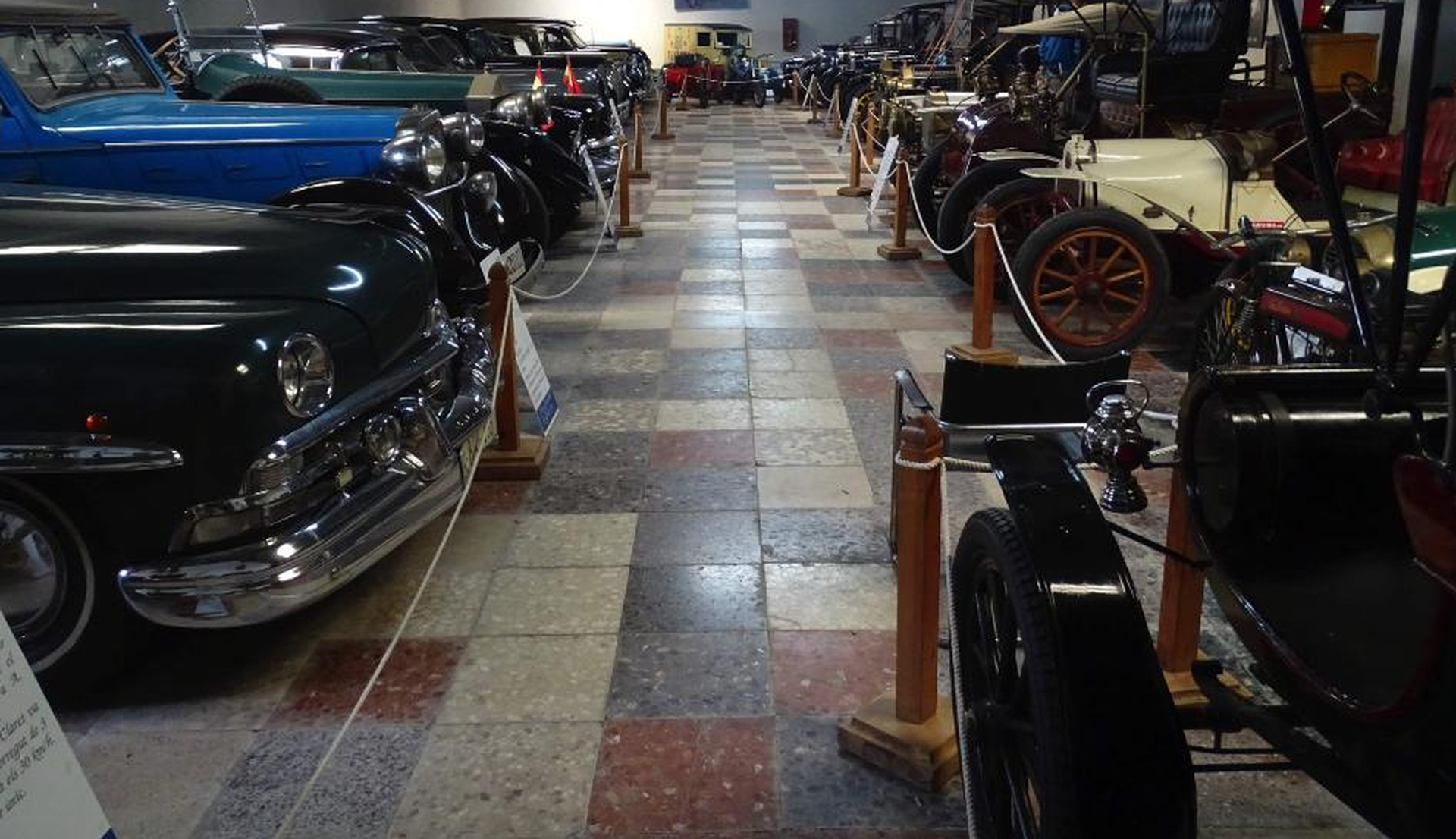 Colección de automóviles Salvador Claret en Gerona
