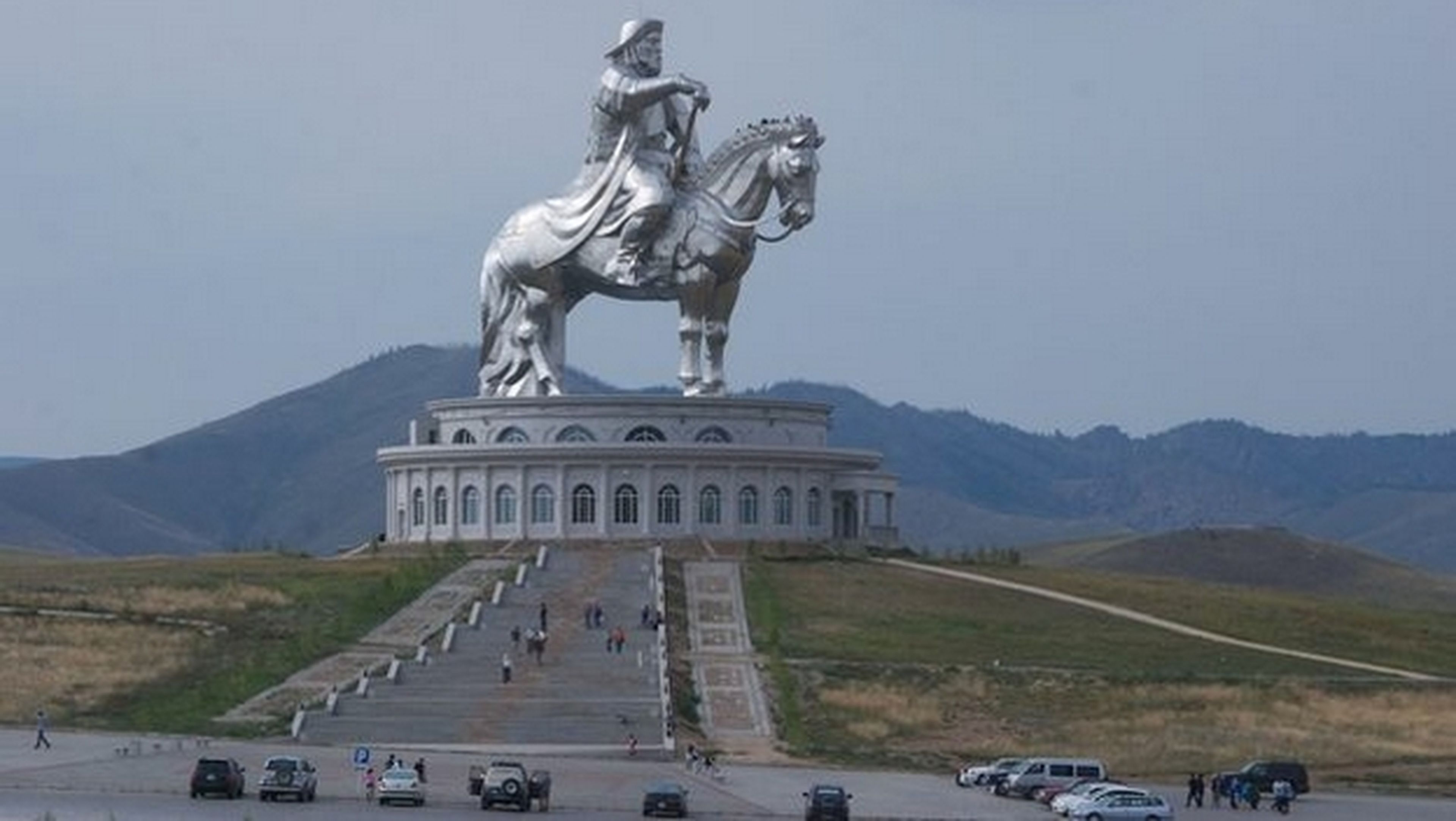 La estatua ecuestre más grande del mundo, Gengis Kan