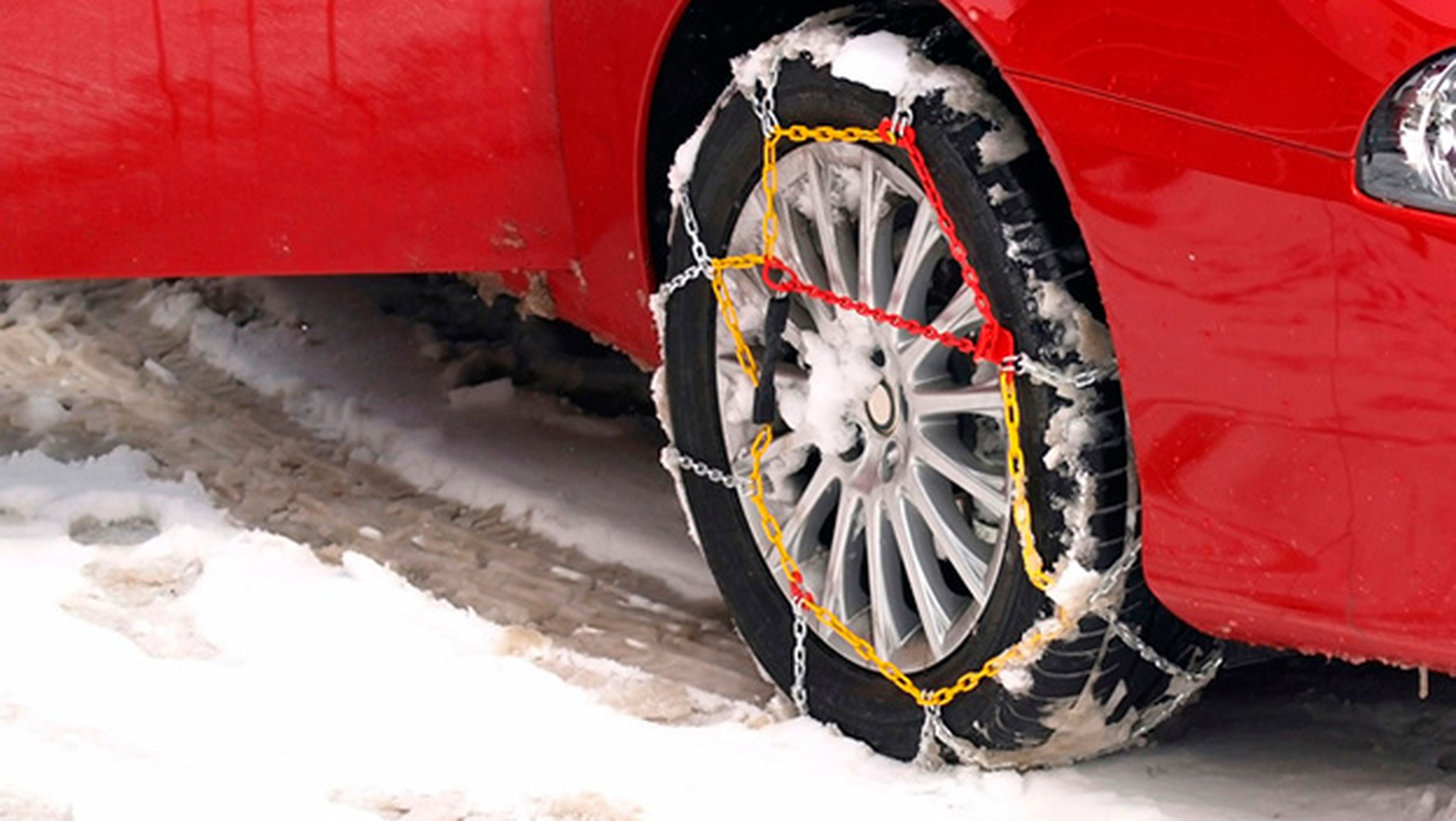 Los cuatro tipos de cadenas para la nieve que puedes montar en tu coche
