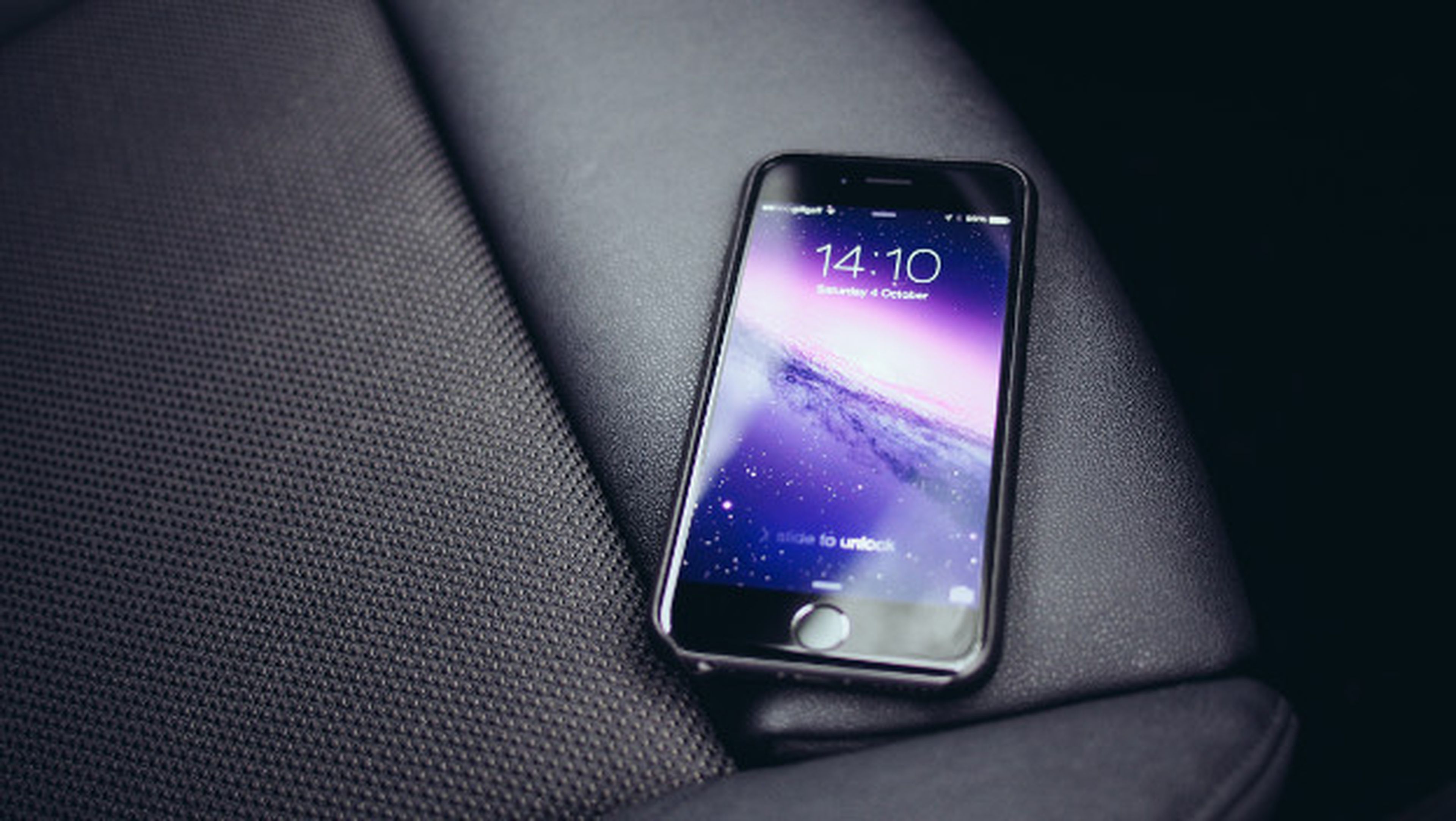 Apple se enfrenta a dos denuncias por ralentizar los iPhone viejos.