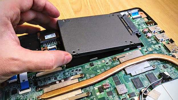 cambiar el disco duro de tu portátil por un SSD Computer