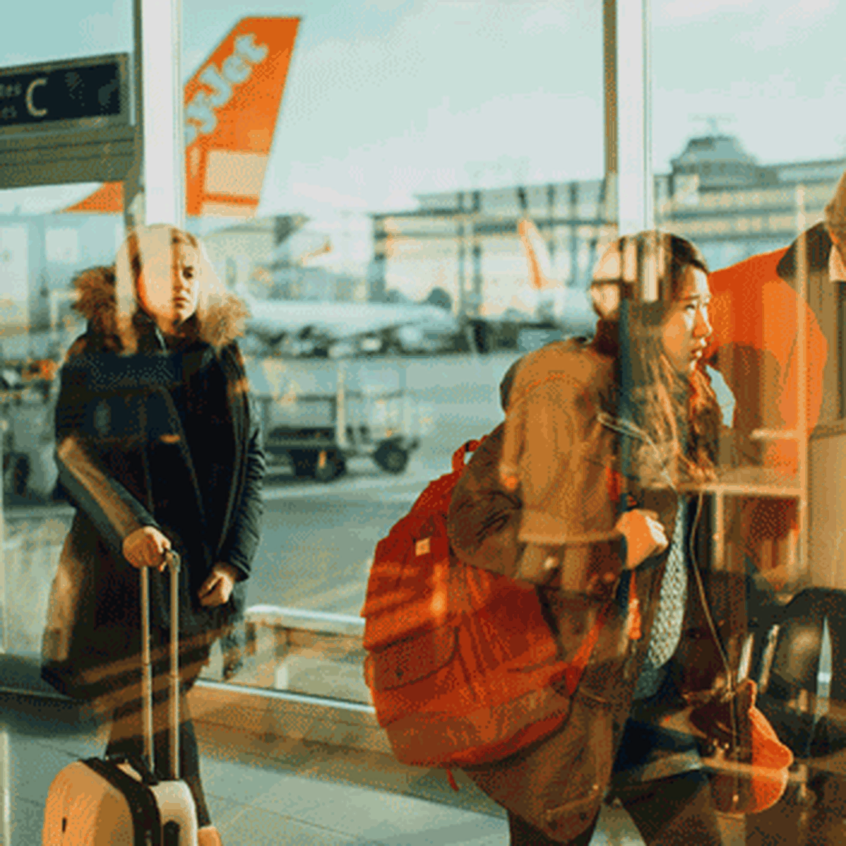 TheWonderTrip  Nueva política de maleta en cabina de Ryanair - Blog,  Consejos