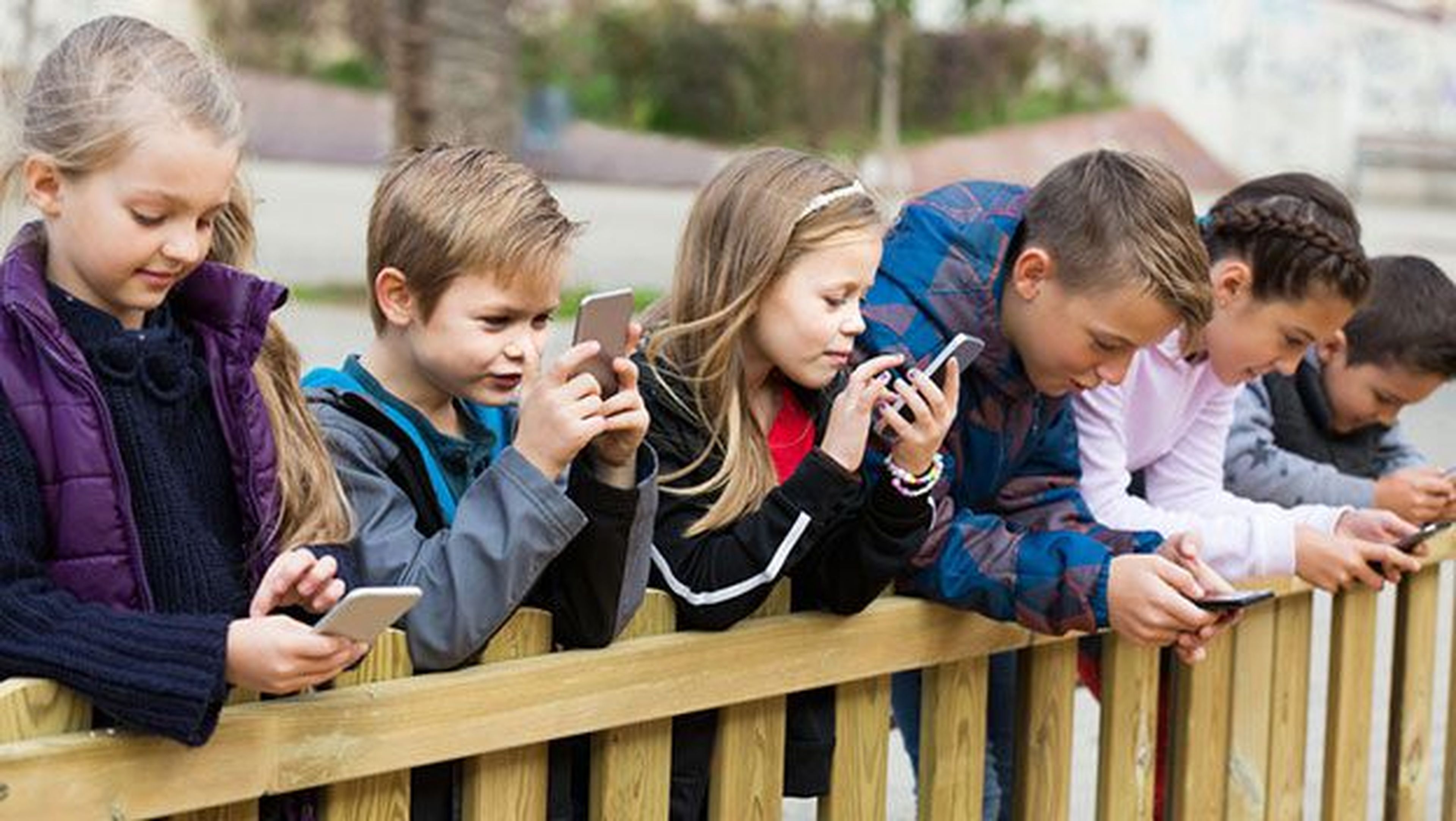 Calidad del tiempo que están los niños con los móviles