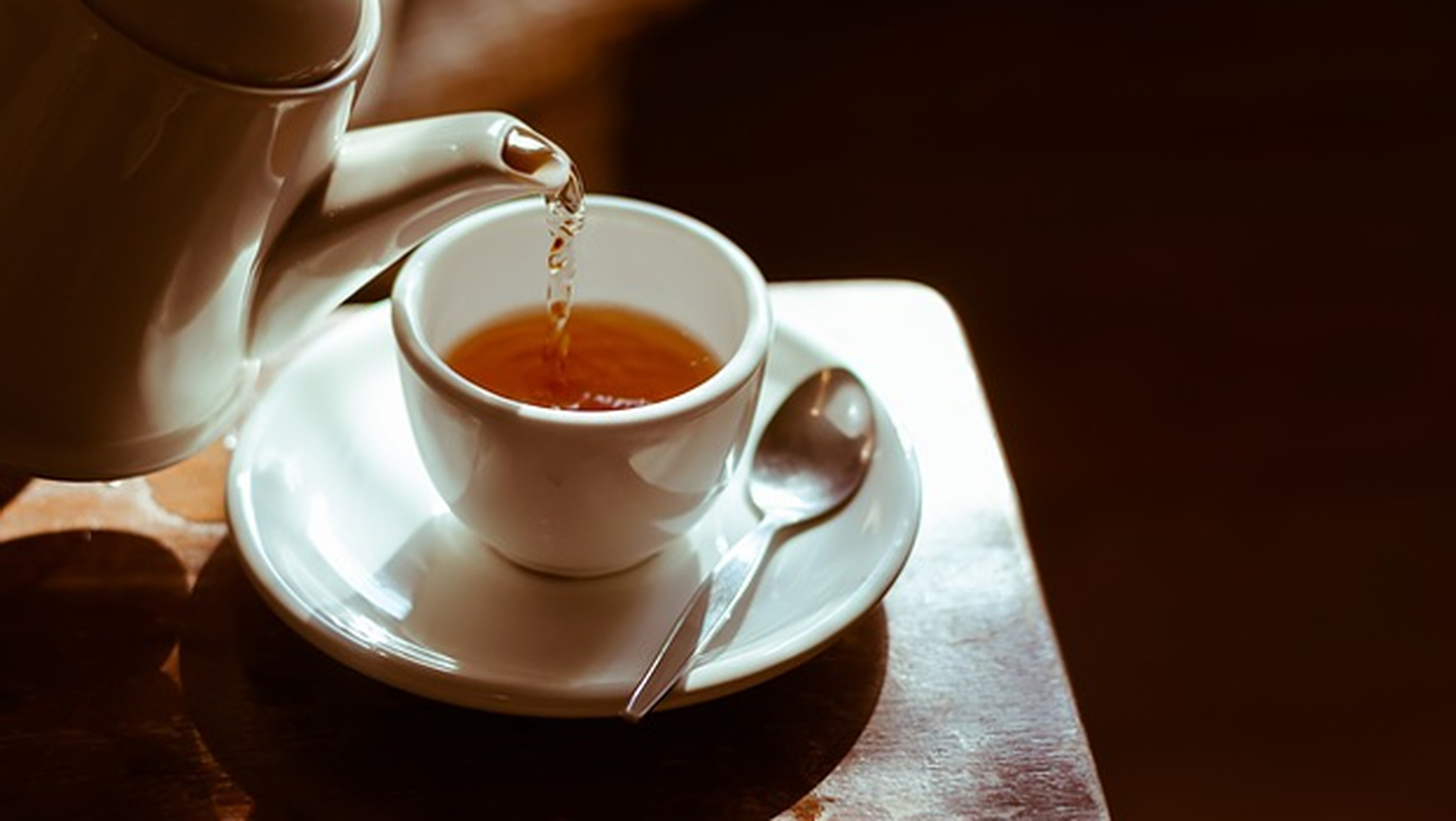Beber té caliente puede provocar cáncer.