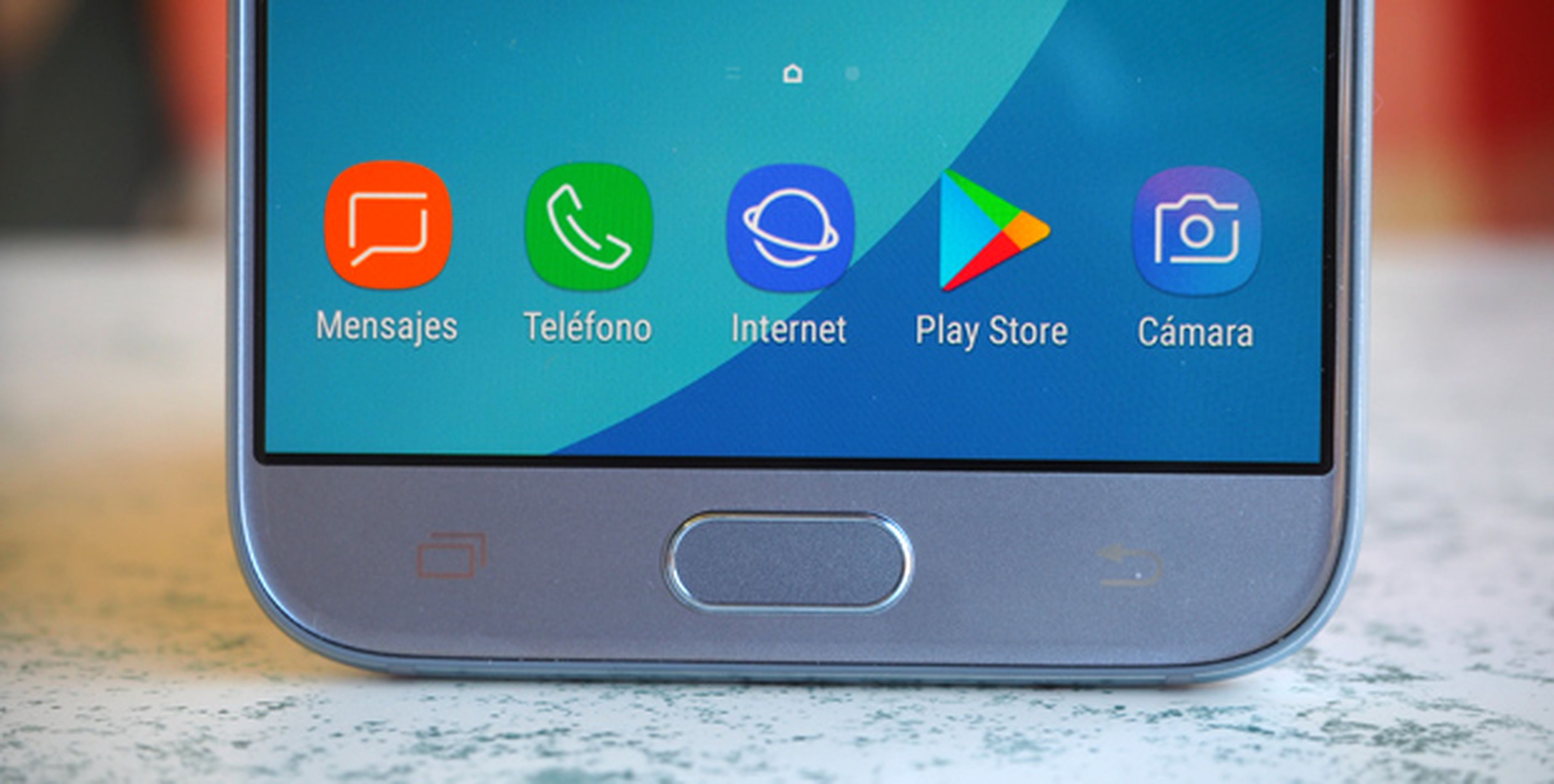 Samsung Galaxy J7 2017: Cómo mostrar el botón de aplicaciones