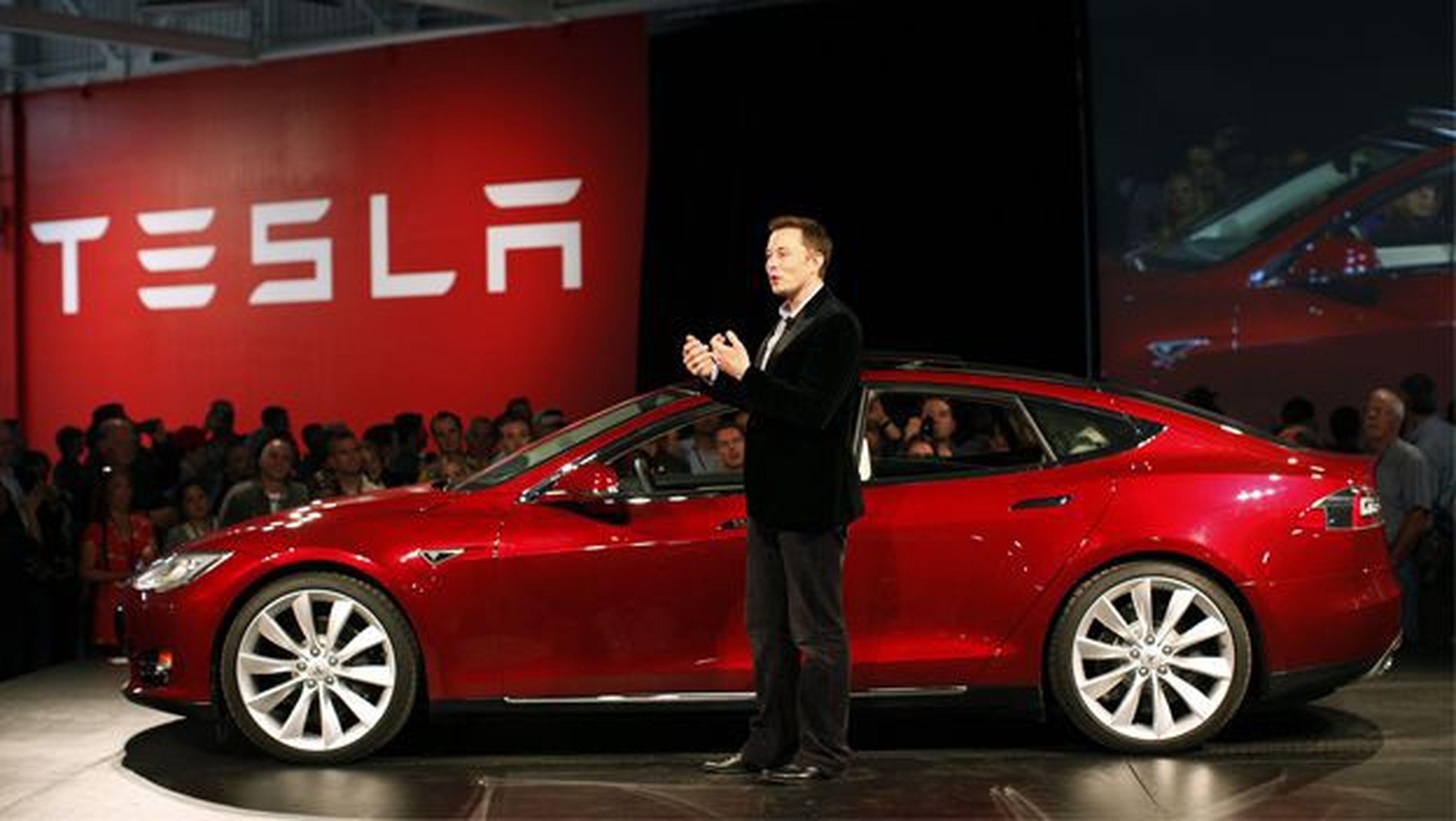 Elon Musk suspende la producción del Tesla Model 3